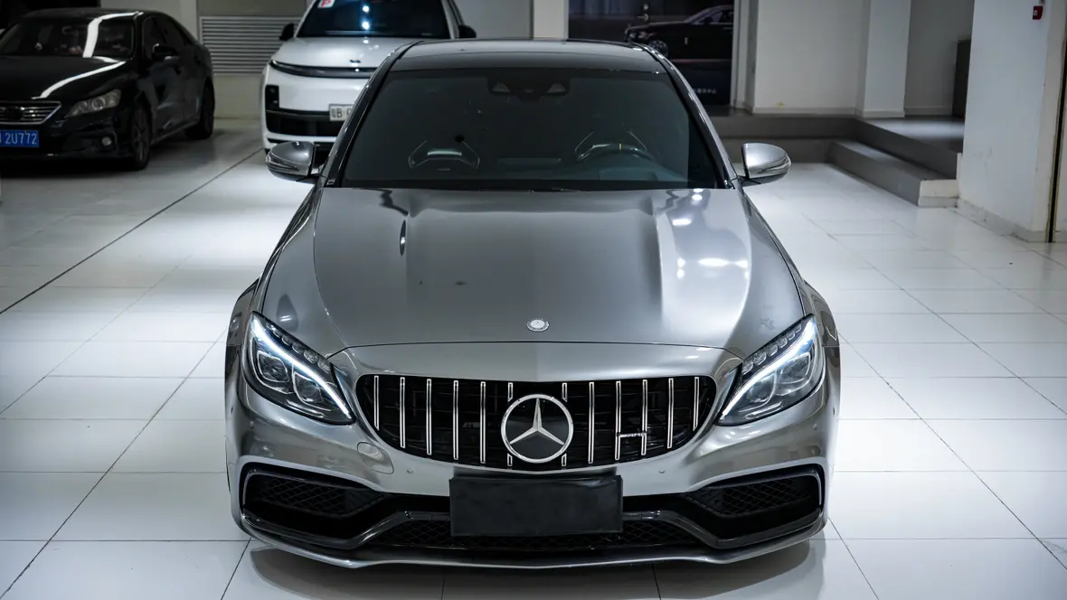 Mercedes-Benz C-Class AMG  из Китая