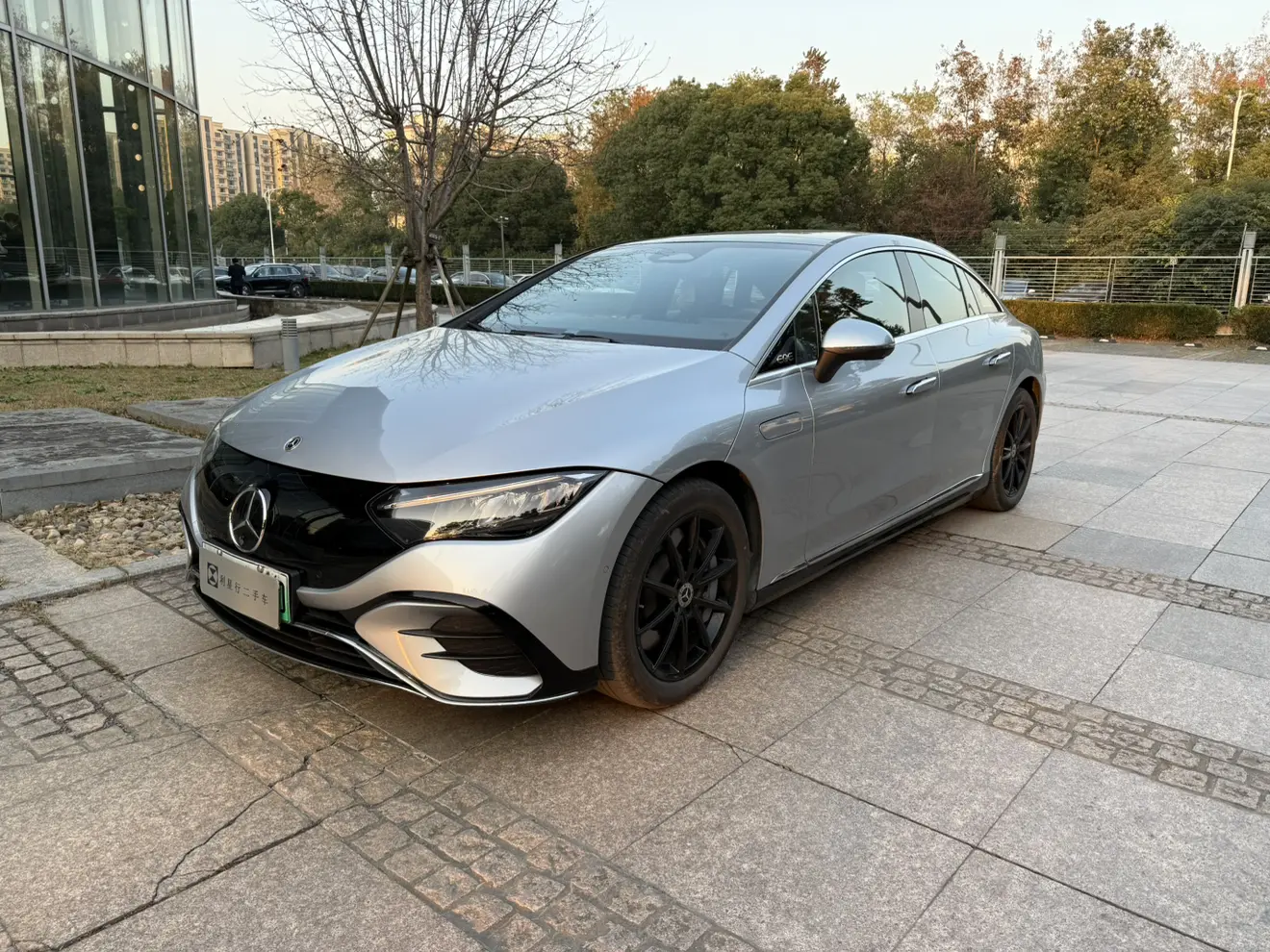 Mercedes-Benz EQE  из Китая