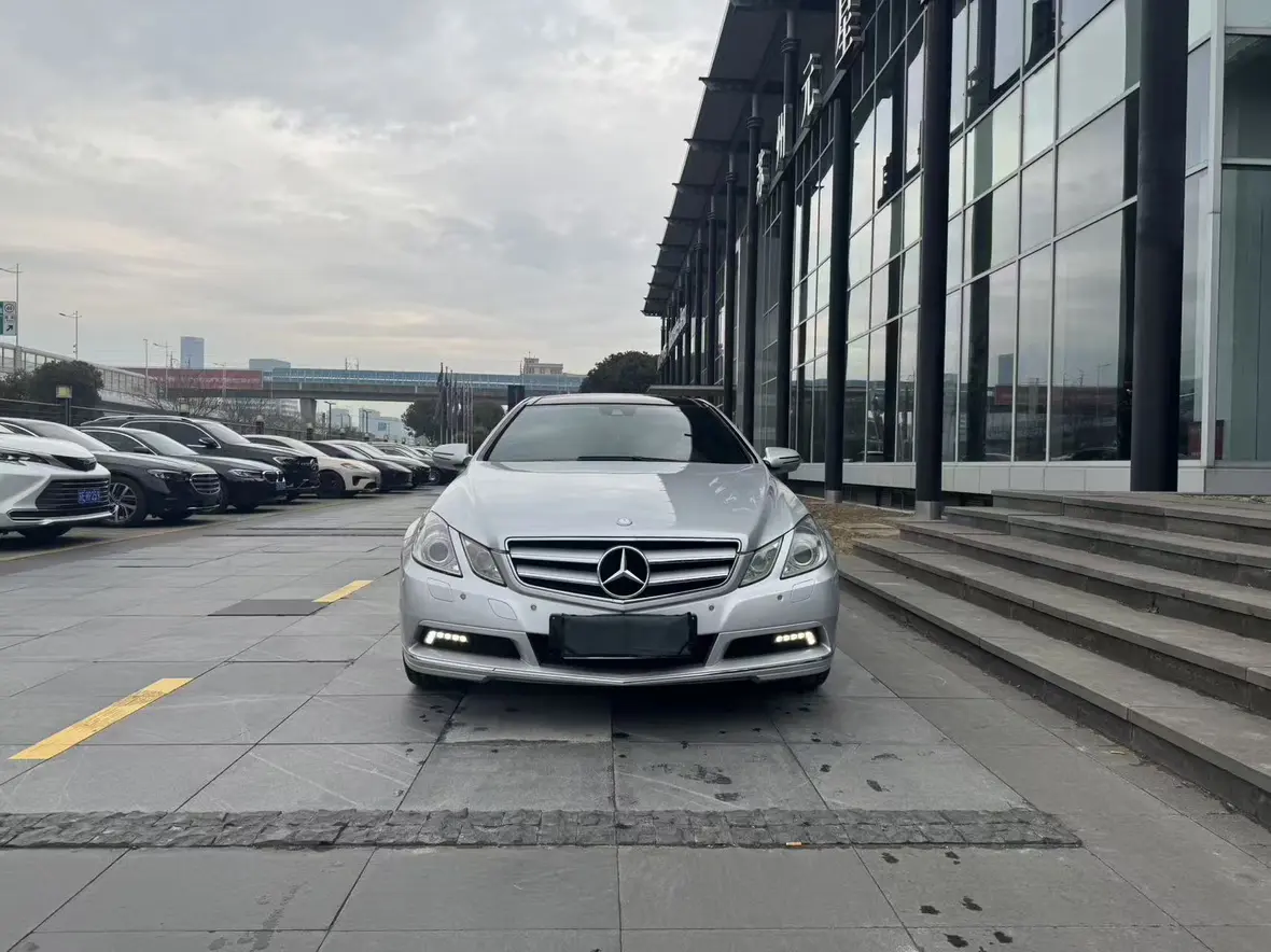 Mercedes-Benz E-Class  из Китая