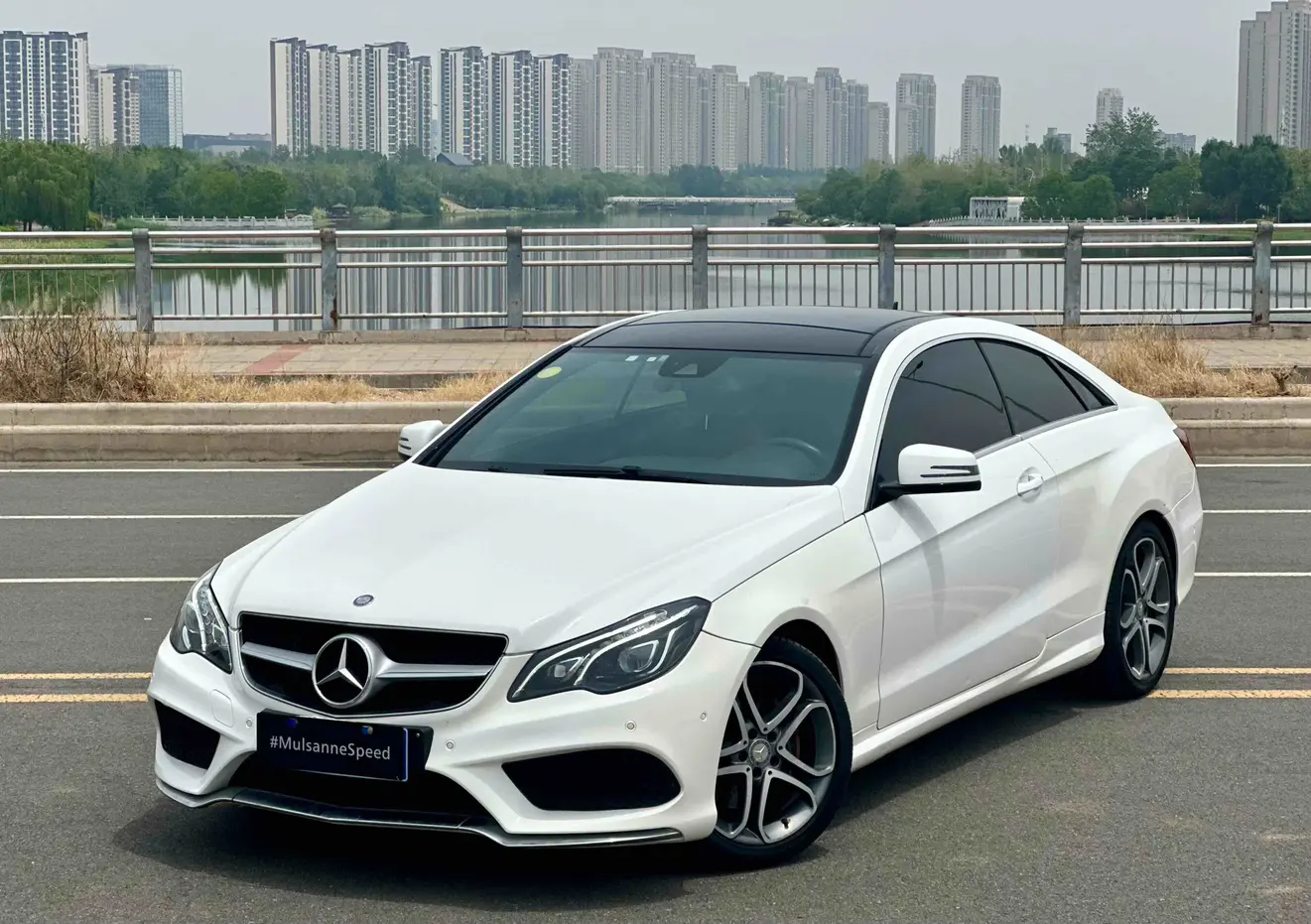 Mercedes-Benz E-Class  из Китая