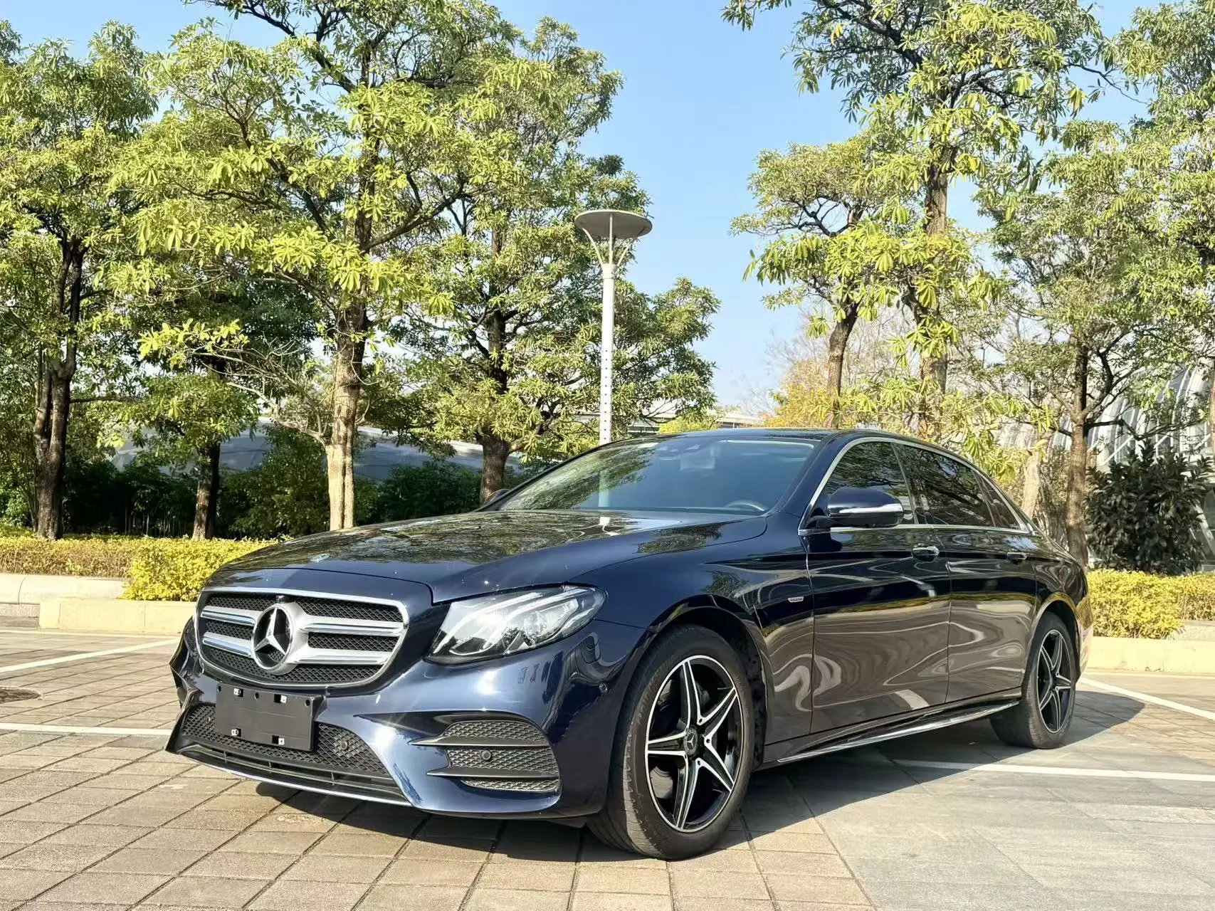 Mercedes-Benz E-Class  из Китая