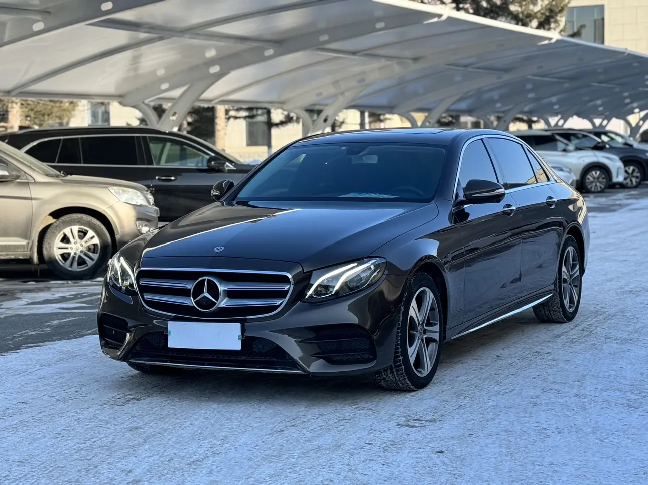 Mercedes-Benz E-Class  из Китая