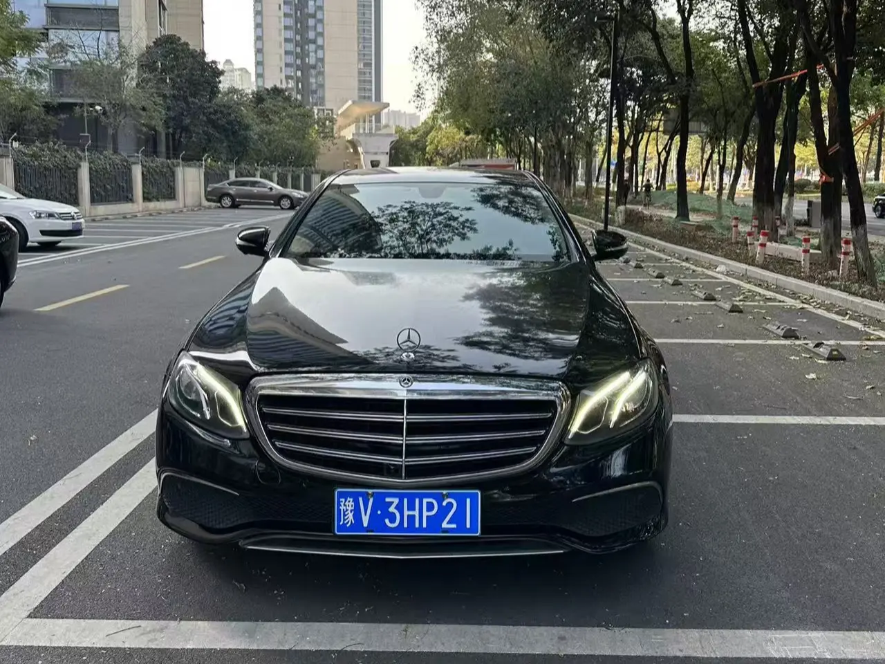 Mercedes-Benz E-Class  из Китая