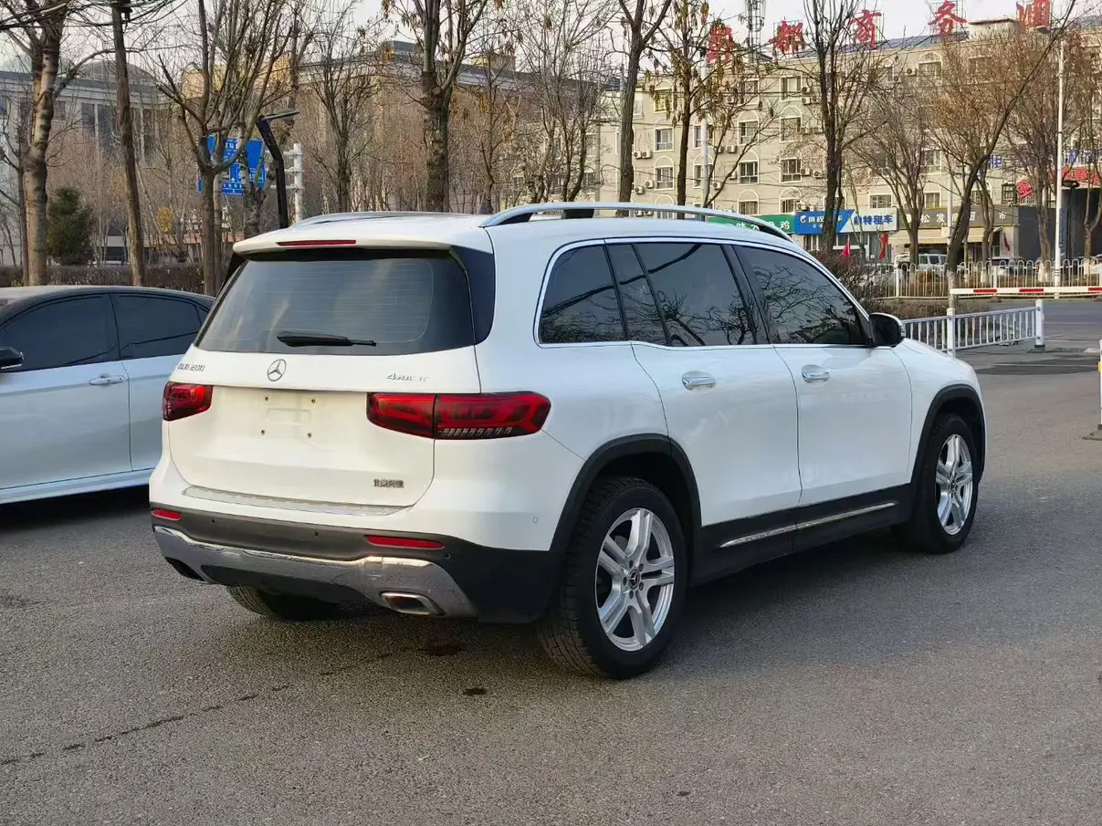 Mercedes-Benz GLB  из Китая