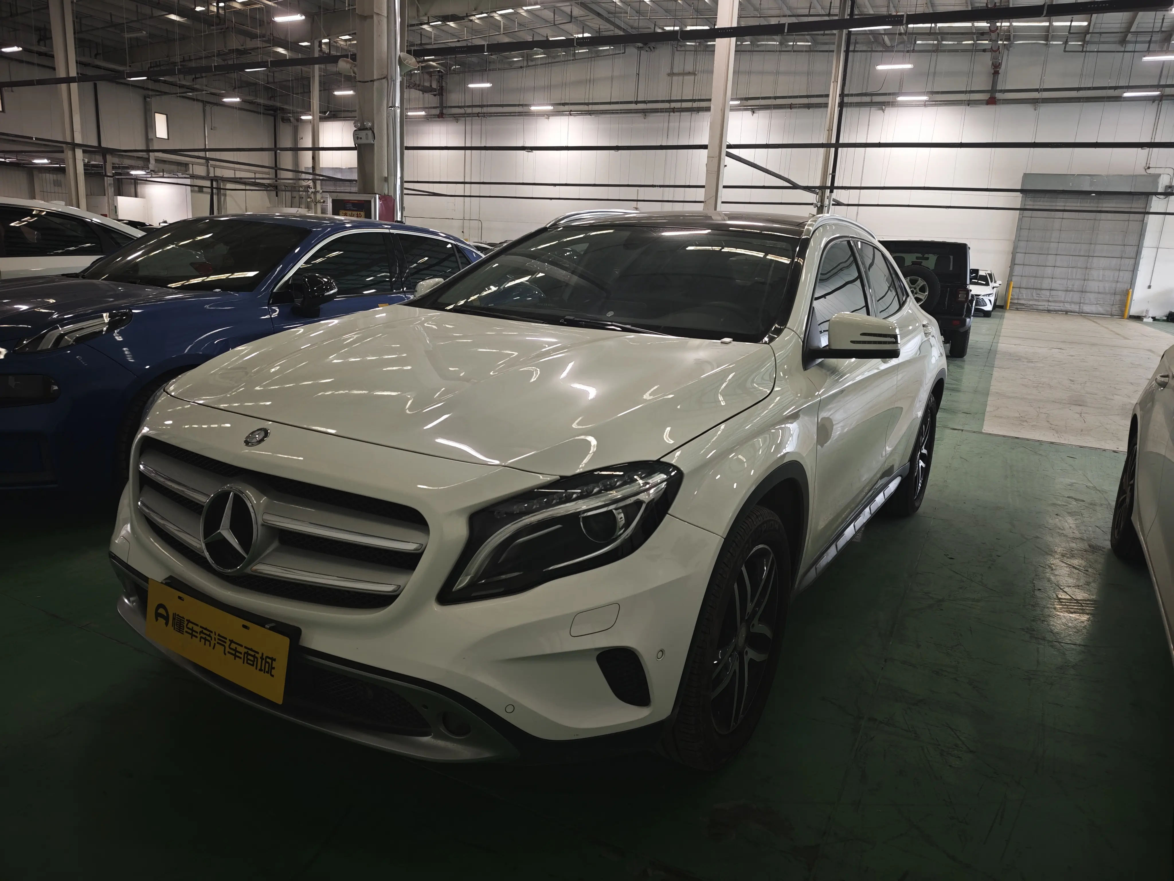 Mercedes-Benz GLA  из Китая