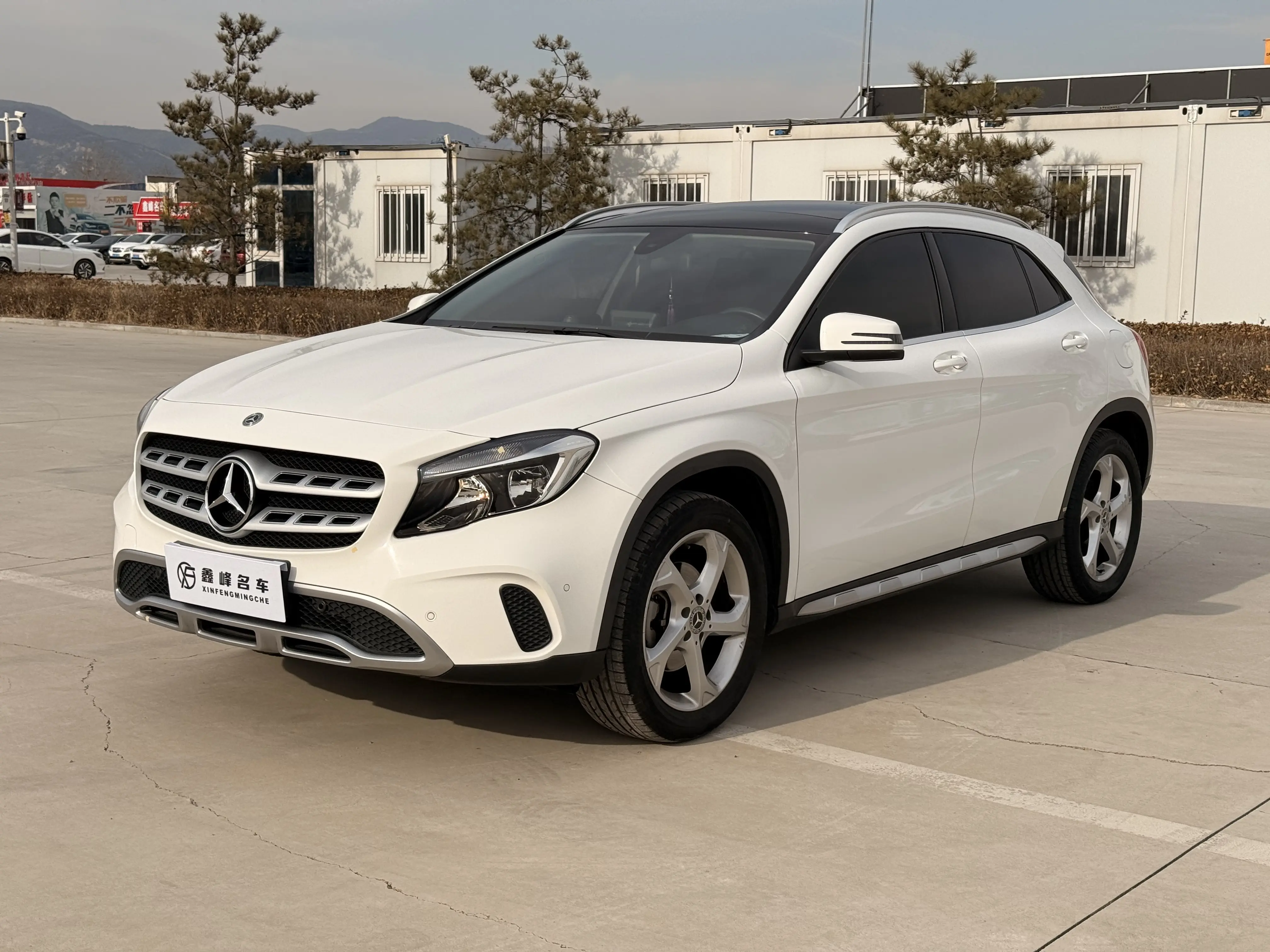 Mercedes-Benz GLA  из Китая