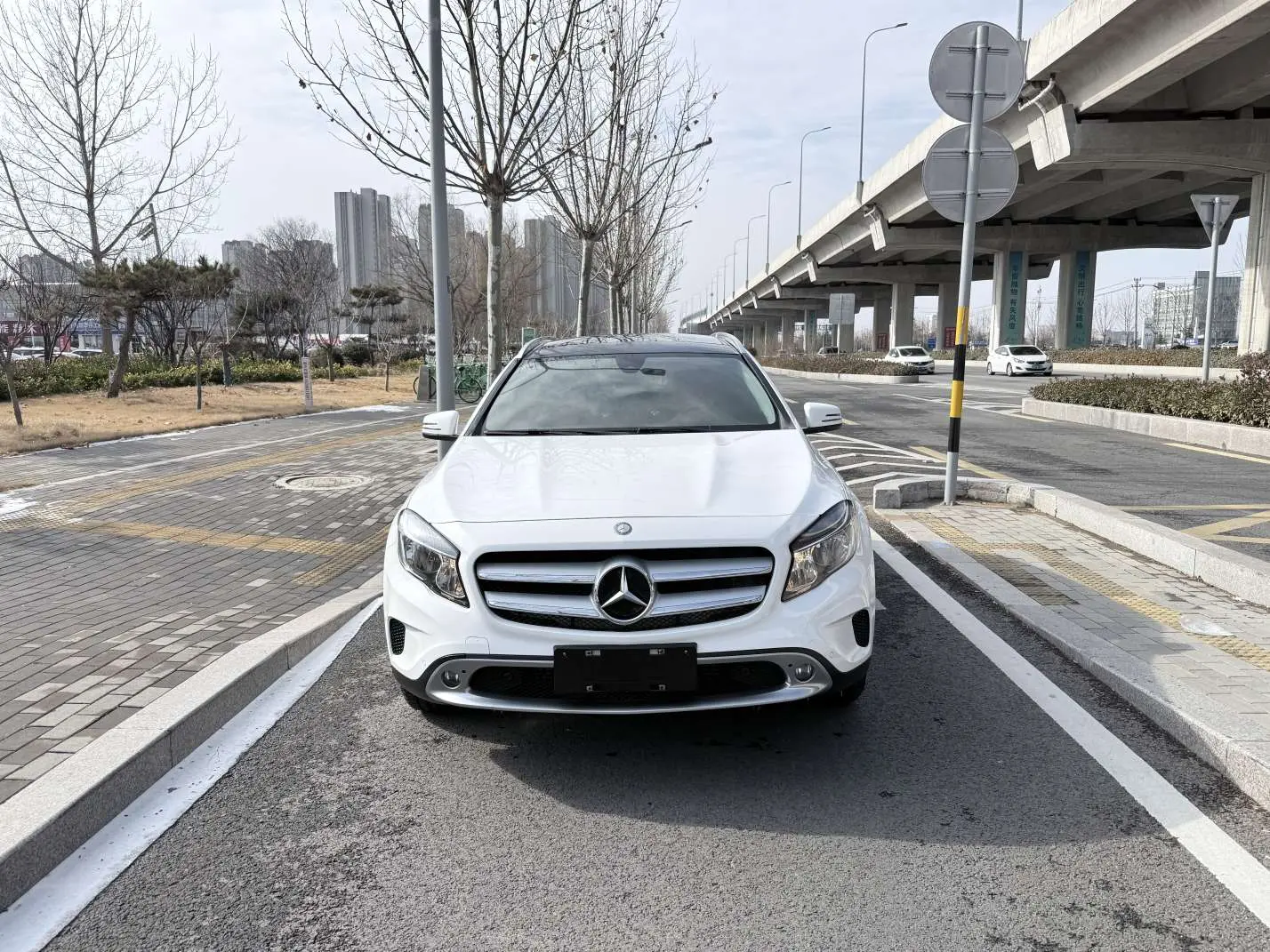 Mercedes-Benz GLA  из Китая