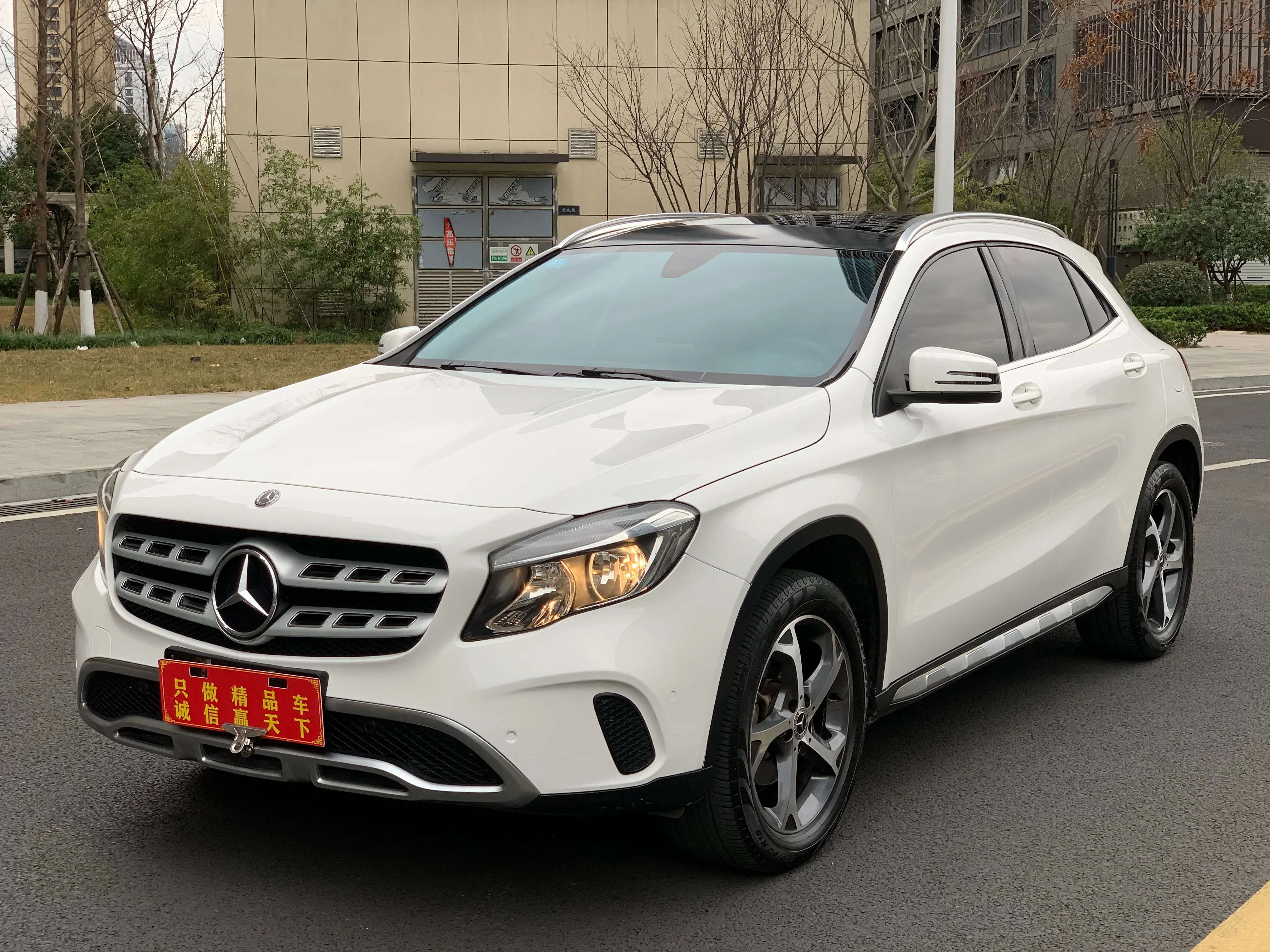 Mercedes-Benz GLA  из Китая