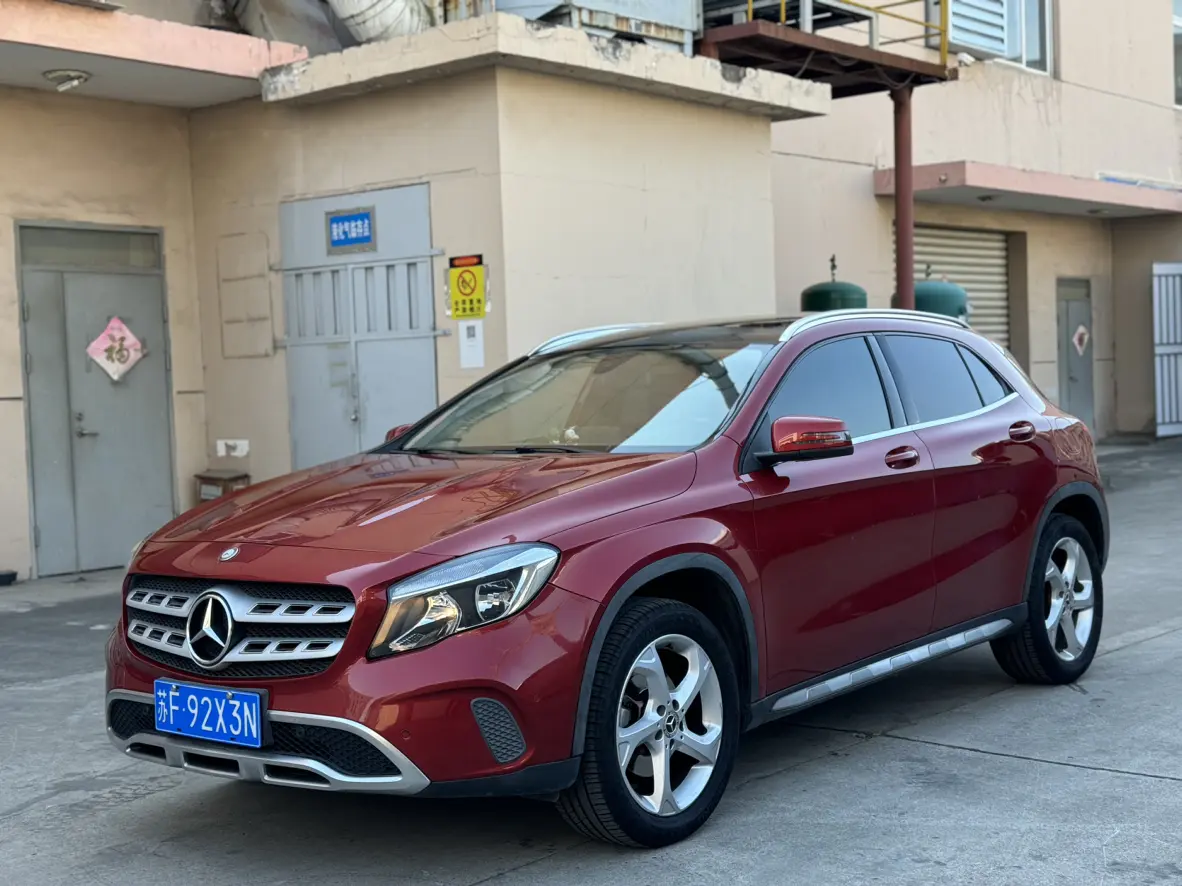 Mercedes-Benz GLA  из Китая