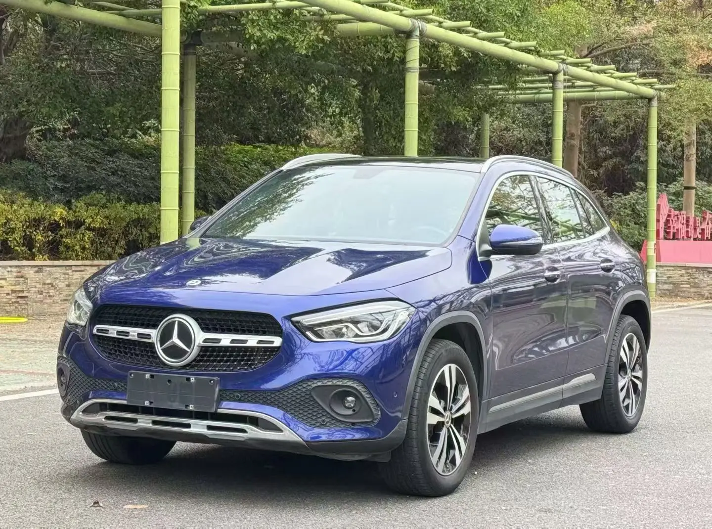 Mercedes-Benz GLA  из Китая