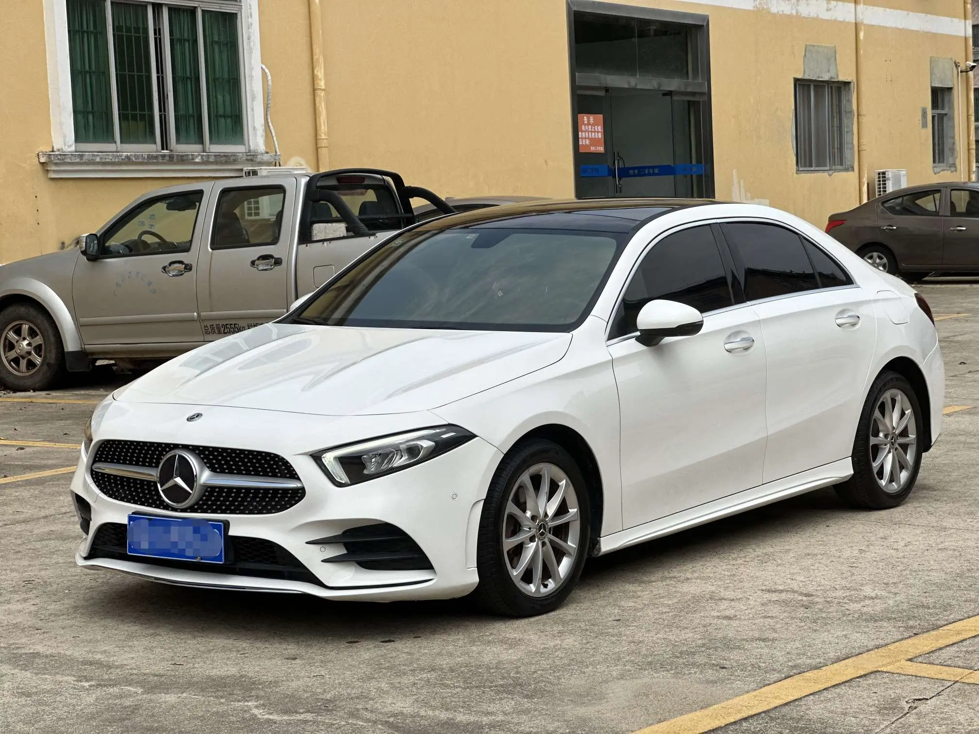 Mercedes-Benz Mercedes Benz A Class  из Китая