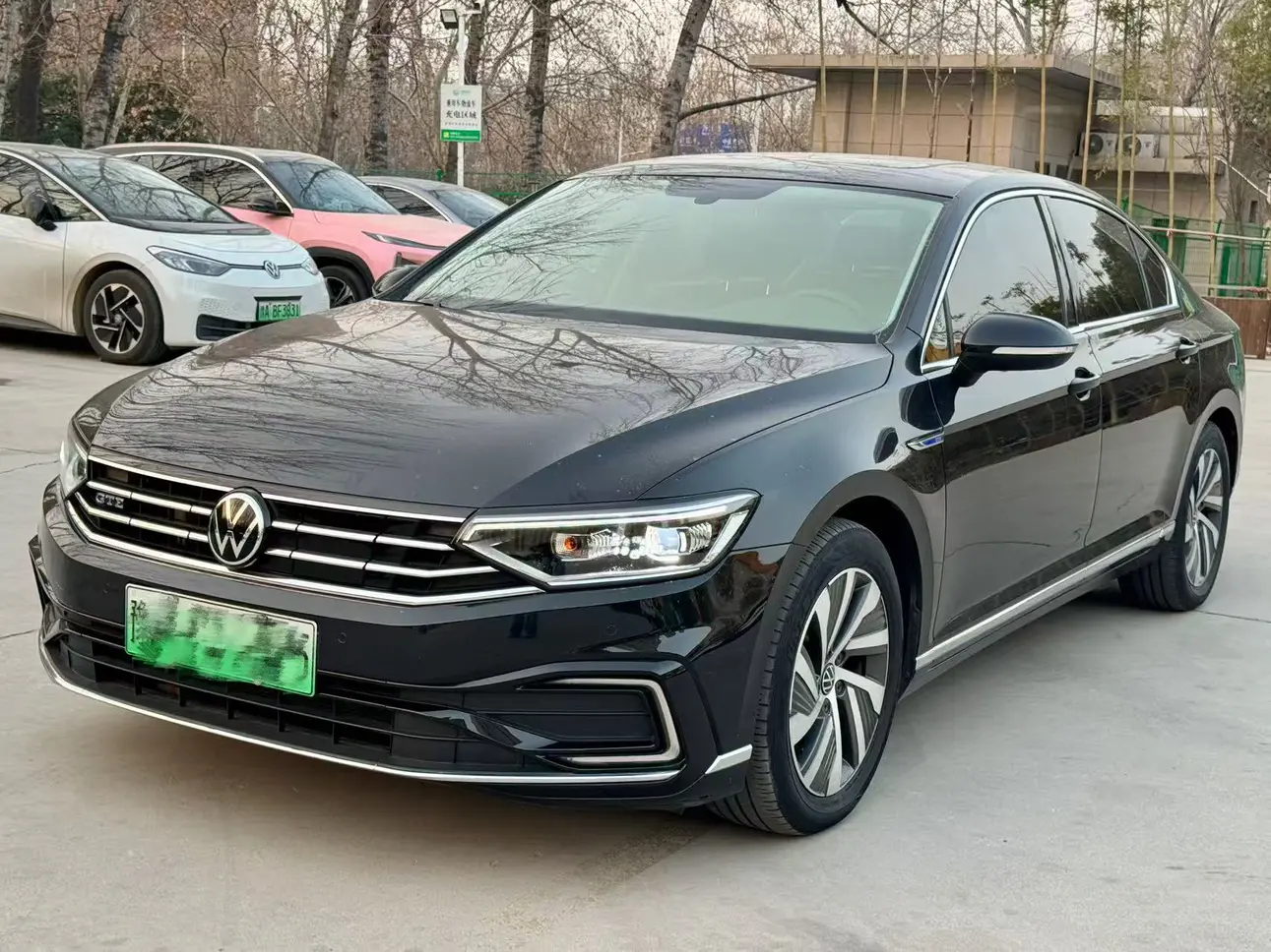 Volkswagen Magotan PHEV  из Китая