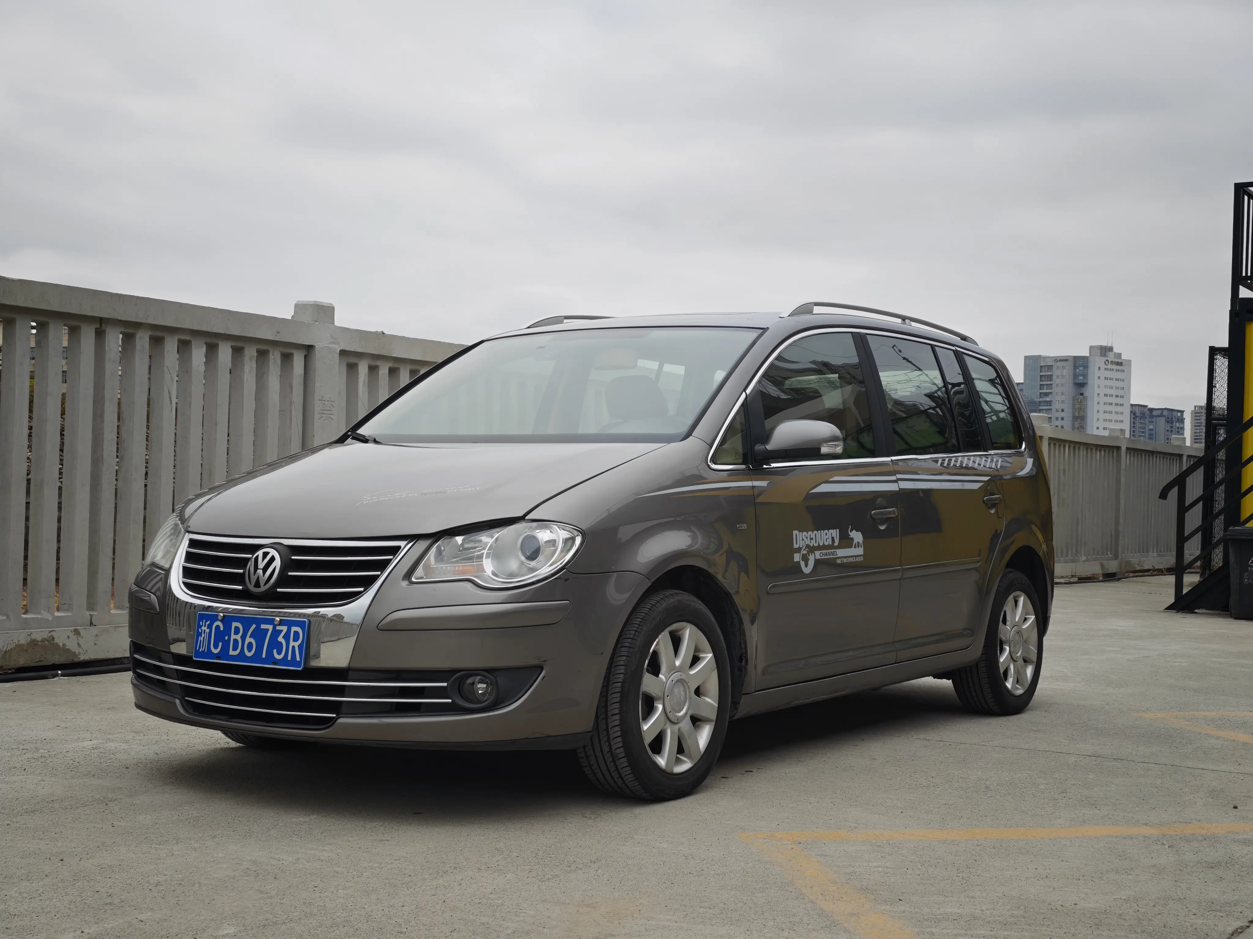 Volkswagen Touran  из Китая