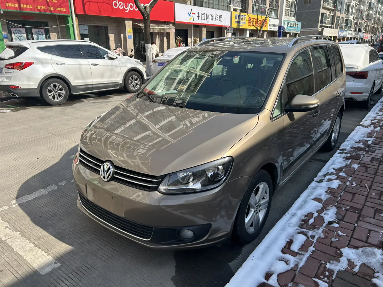 Volkswagen Touran  из Китая