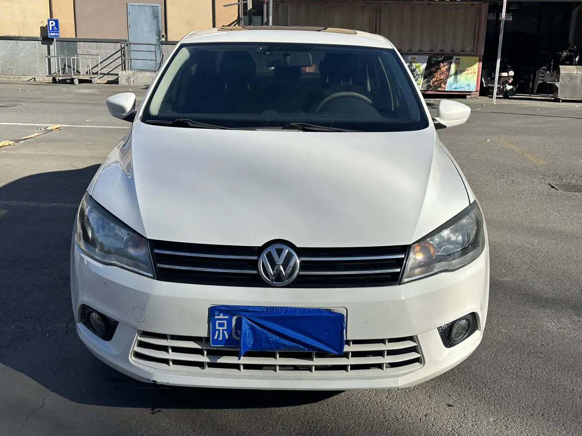 Volkswagen Jetta  из Китая