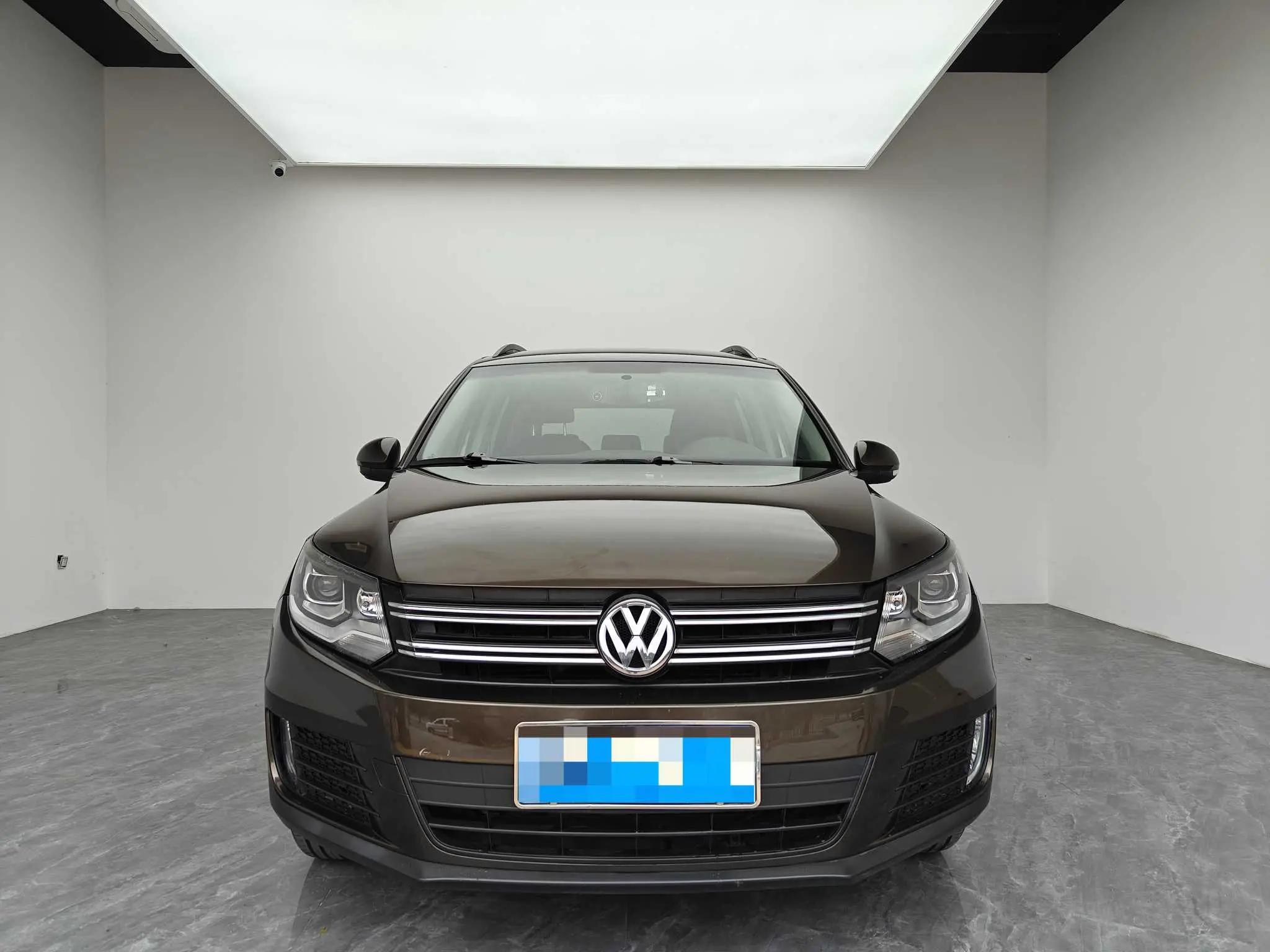 Volkswagen Tiguan  из Китая