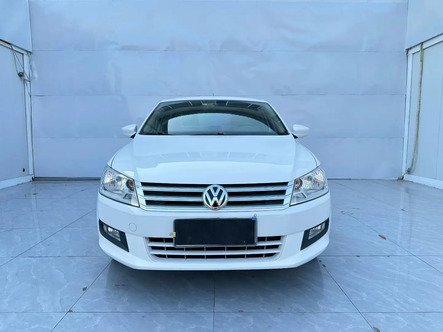 Volkswagen Santana  из Китая