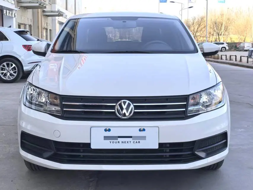 Volkswagen Santana  из Китая