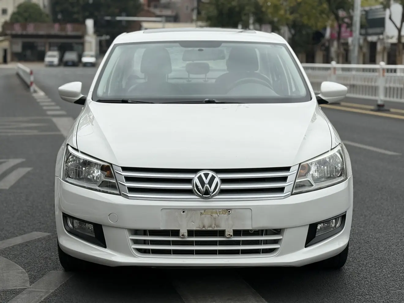 Volkswagen Santana  из Китая