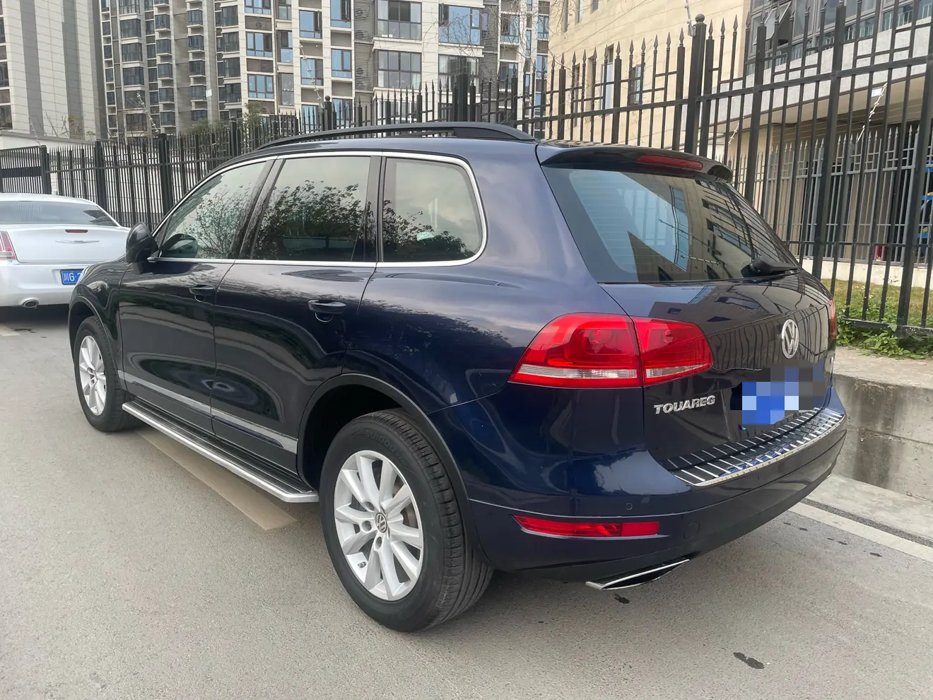 Volkswagen Touareg  из Китая