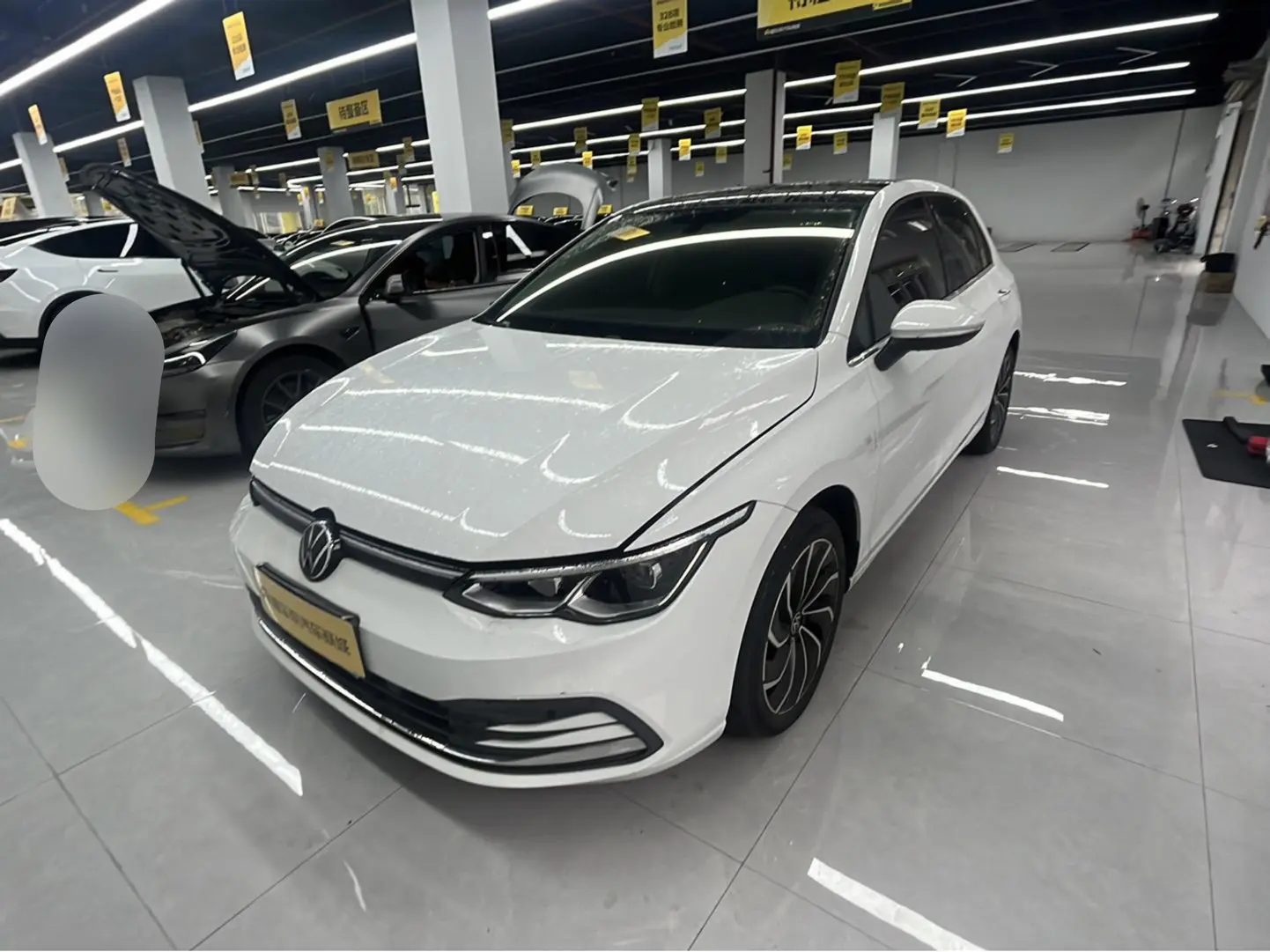 Volkswagen Golf  из Китая