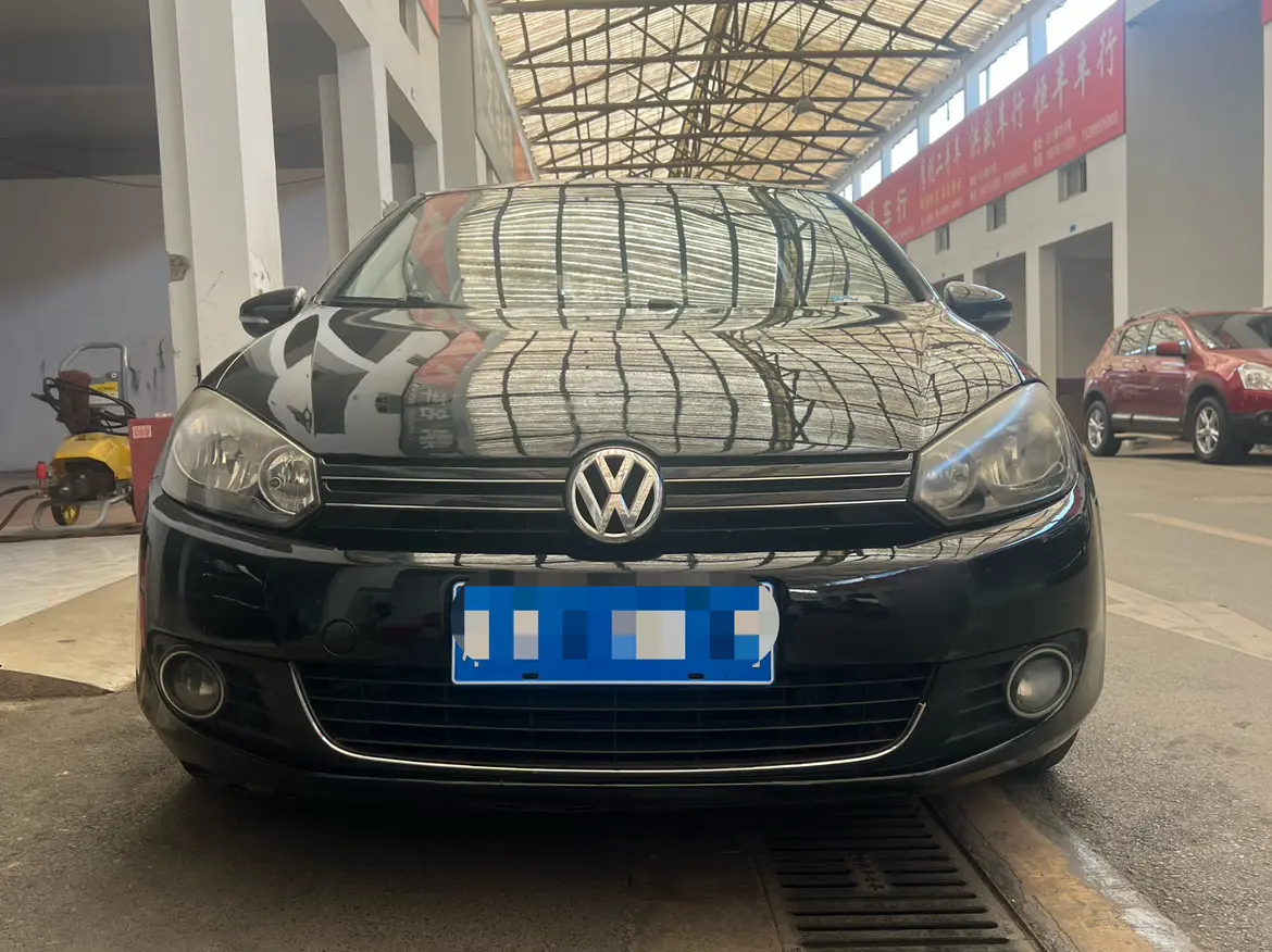 Volkswagen Golf  из Китая