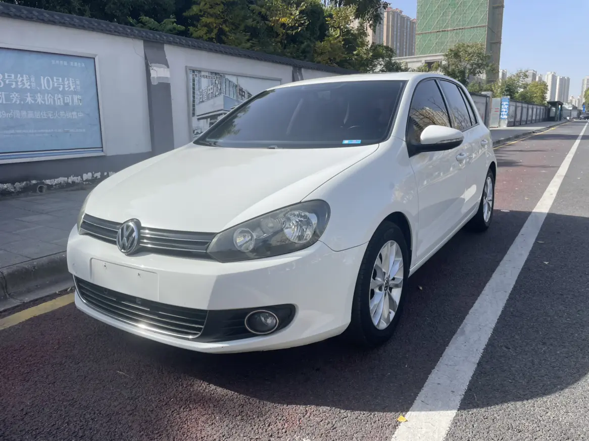 Volkswagen Golf  из Китая