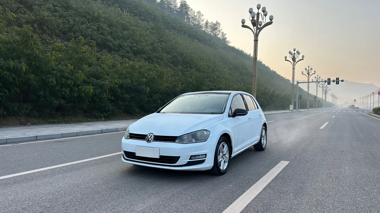 Volkswagen Golf  из Китая