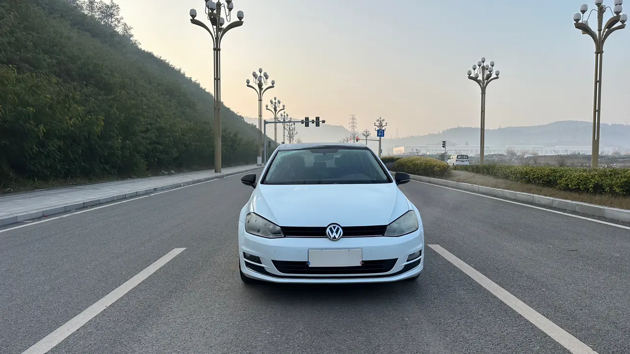 Volkswagen Golf  из Китая