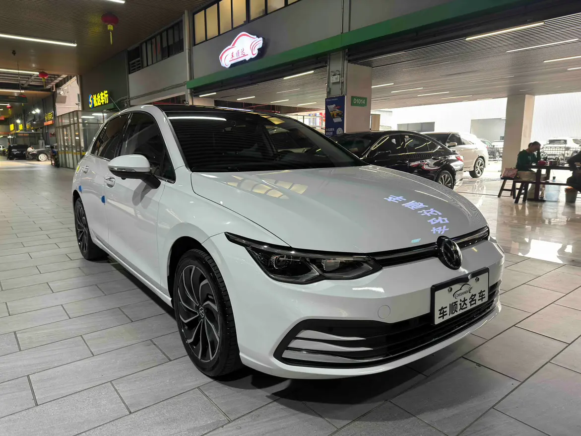 Volkswagen Golf  из Китая