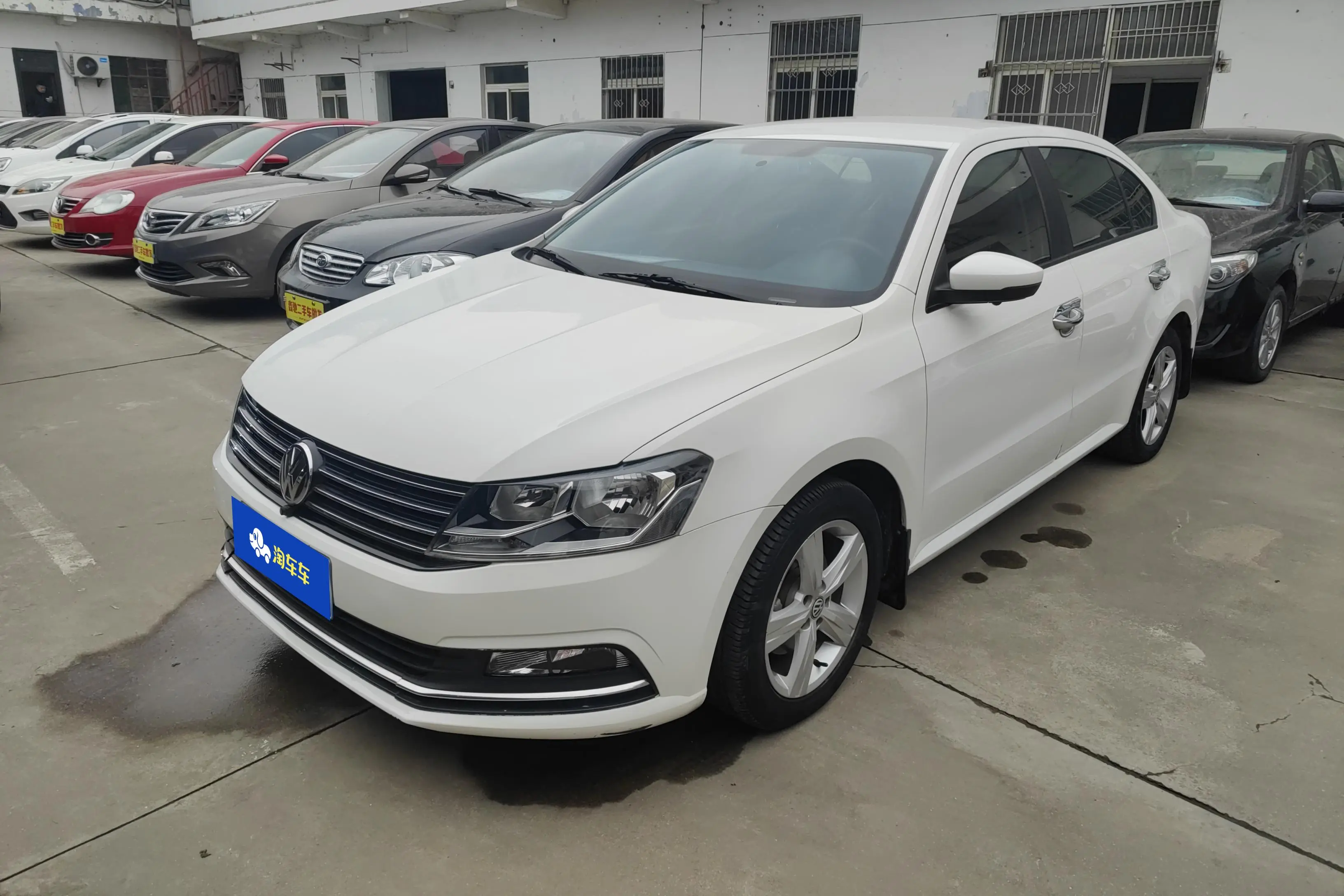 Volkswagen Lavida  из Китая