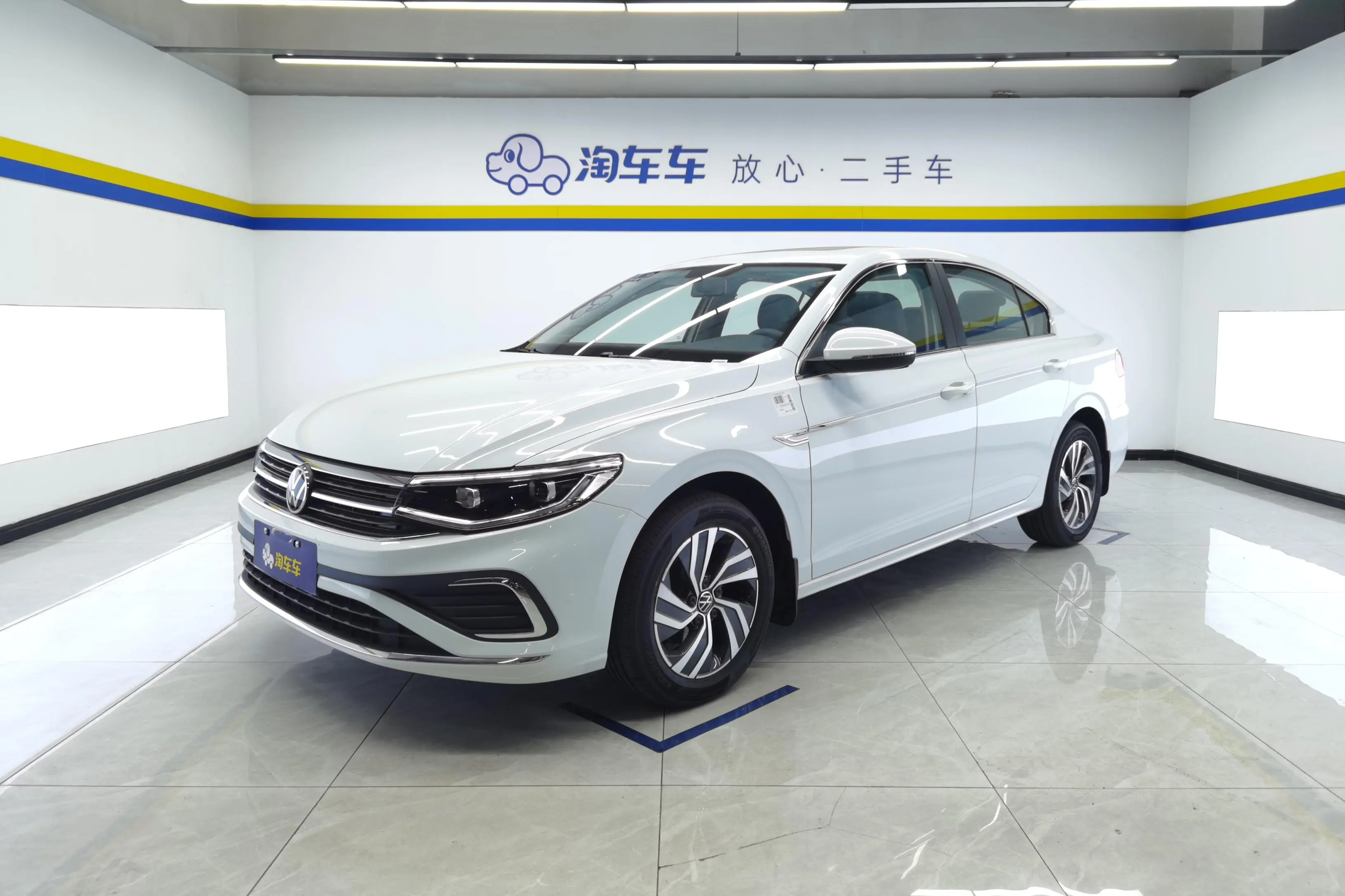 Volkswagen Bora  из Китая