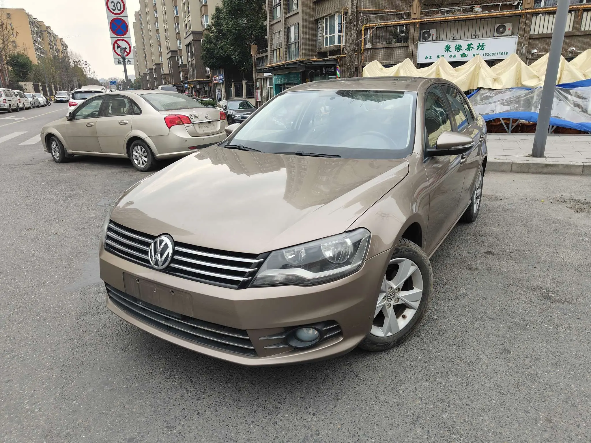 Volkswagen Bora  из Китая