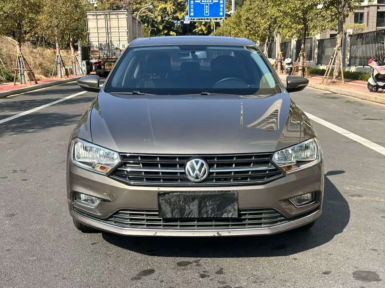 Volkswagen Bora  из Китая