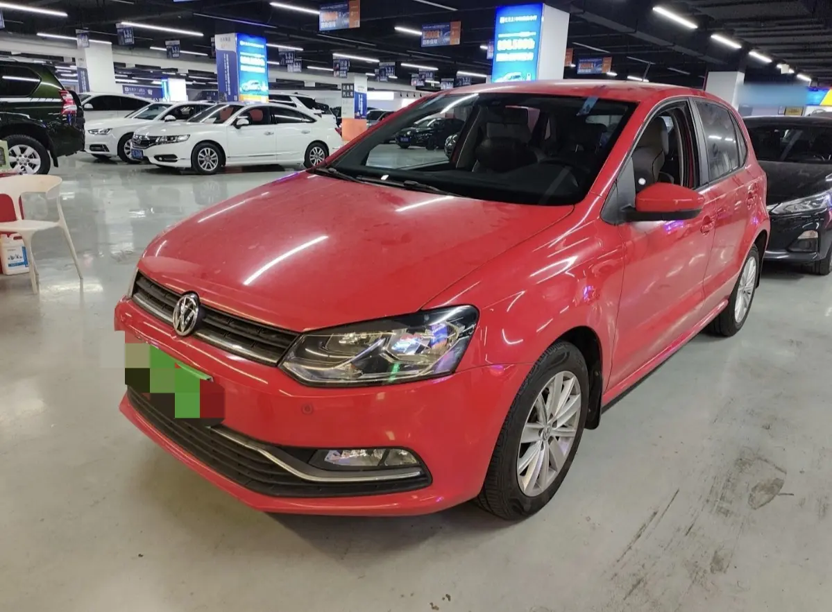 Volkswagen Polo  из Китая