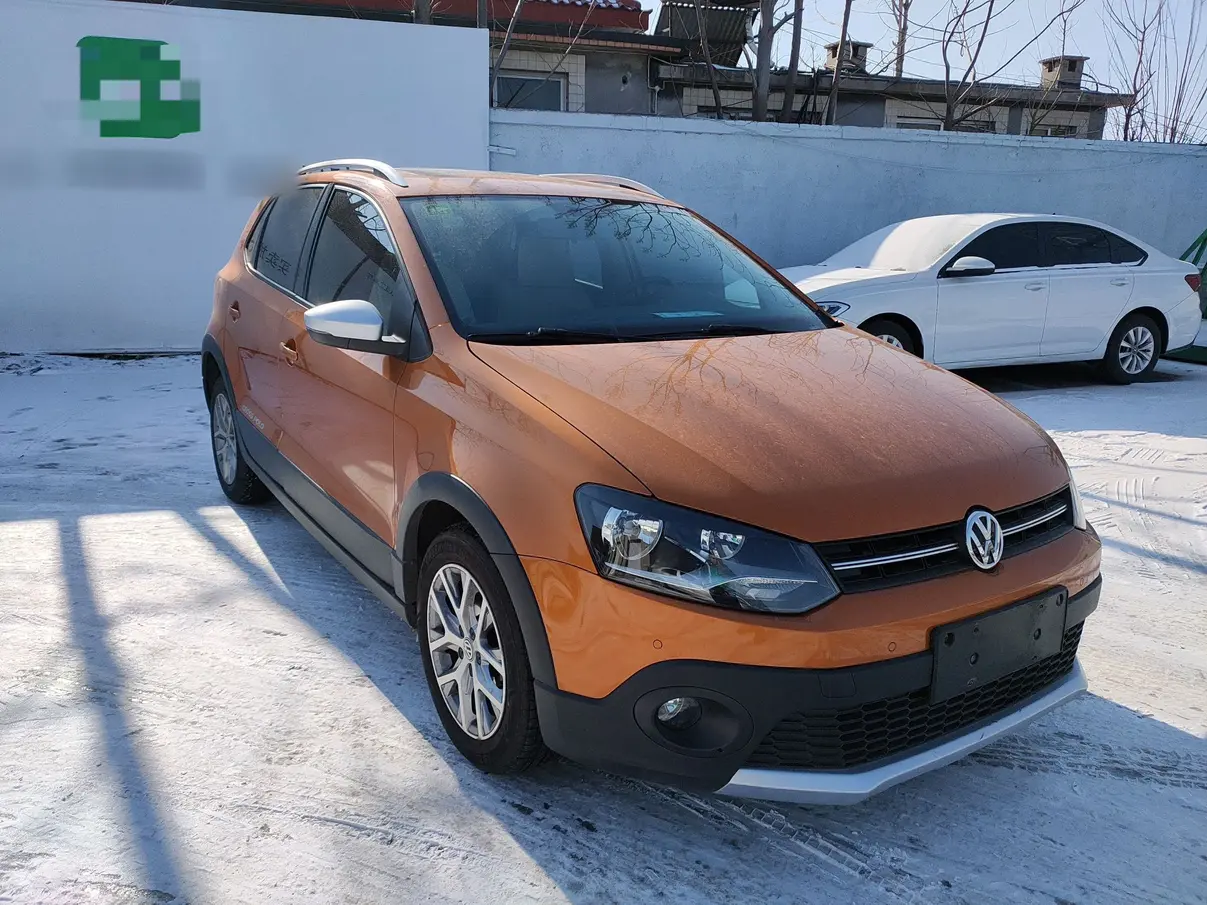 Volkswagen Polo  из Китая
