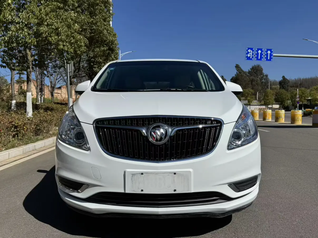 Buick GL8  из Китая