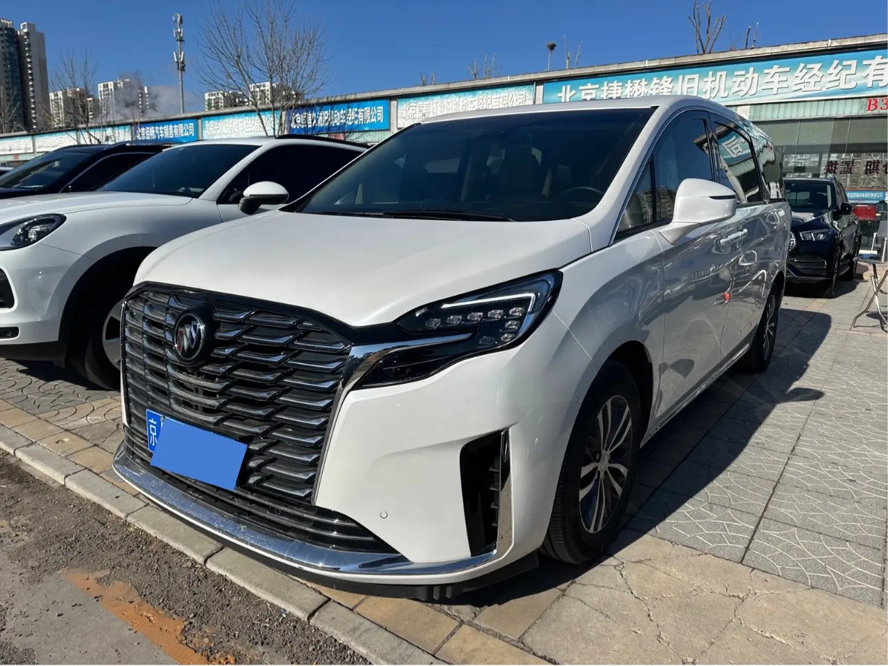 Buick GL8  из Китая