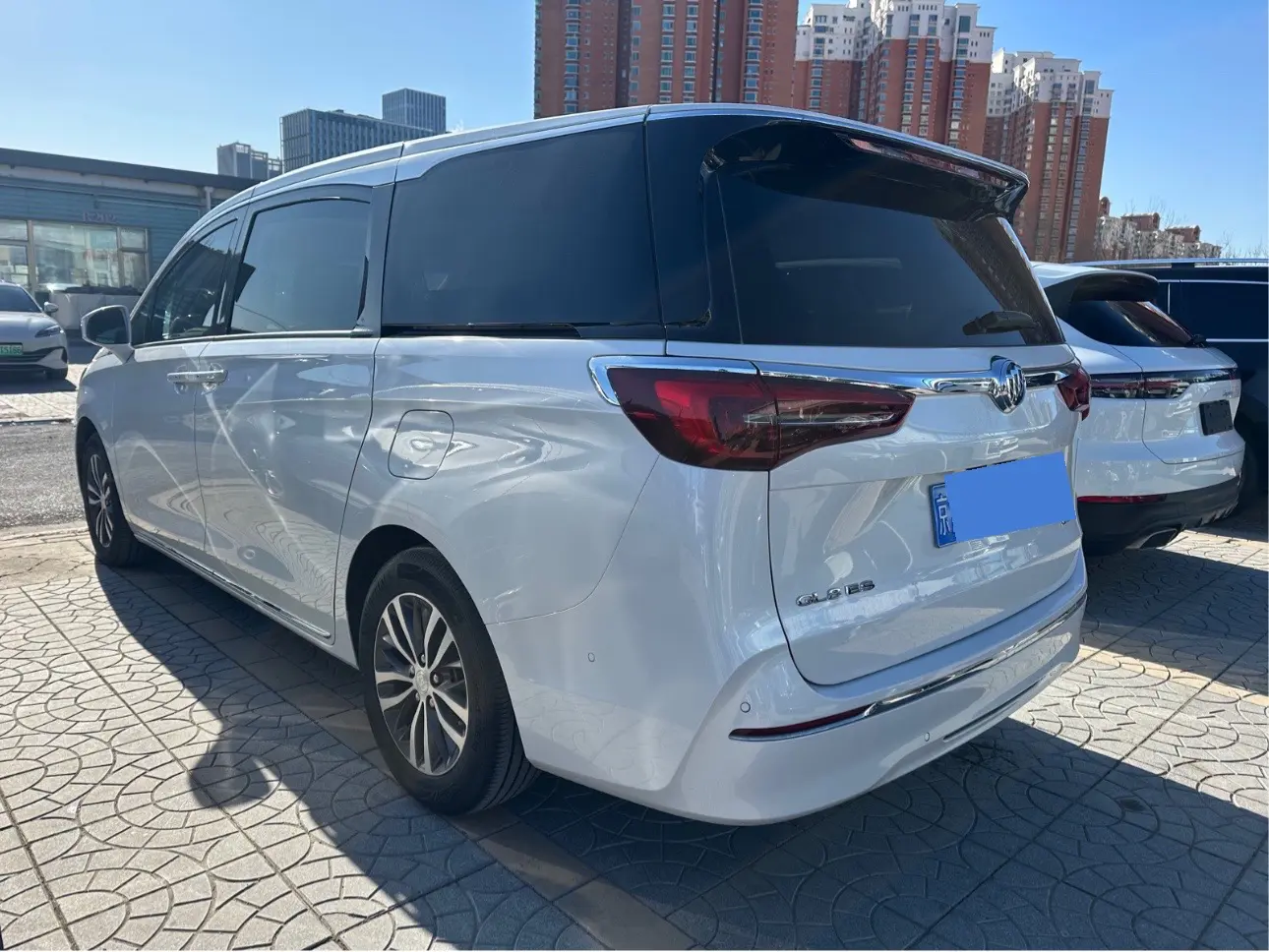 Buick GL8  из Китая