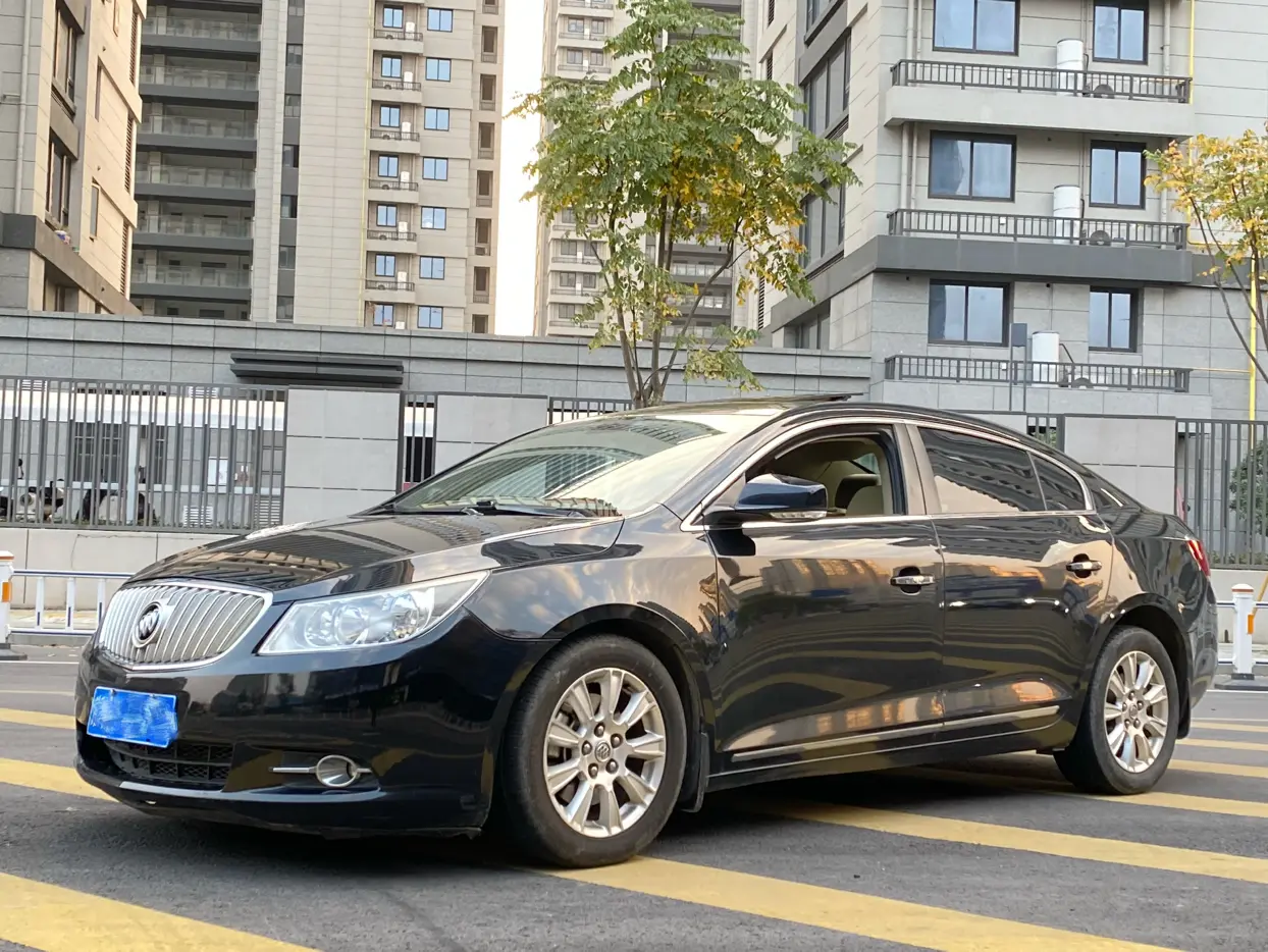 Buick LaCrosse  из Китая