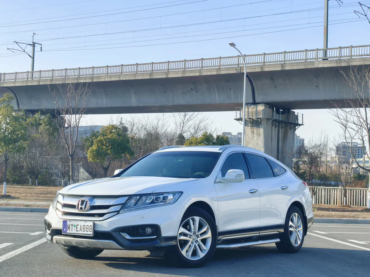 Honda Songs and poems  из Китая