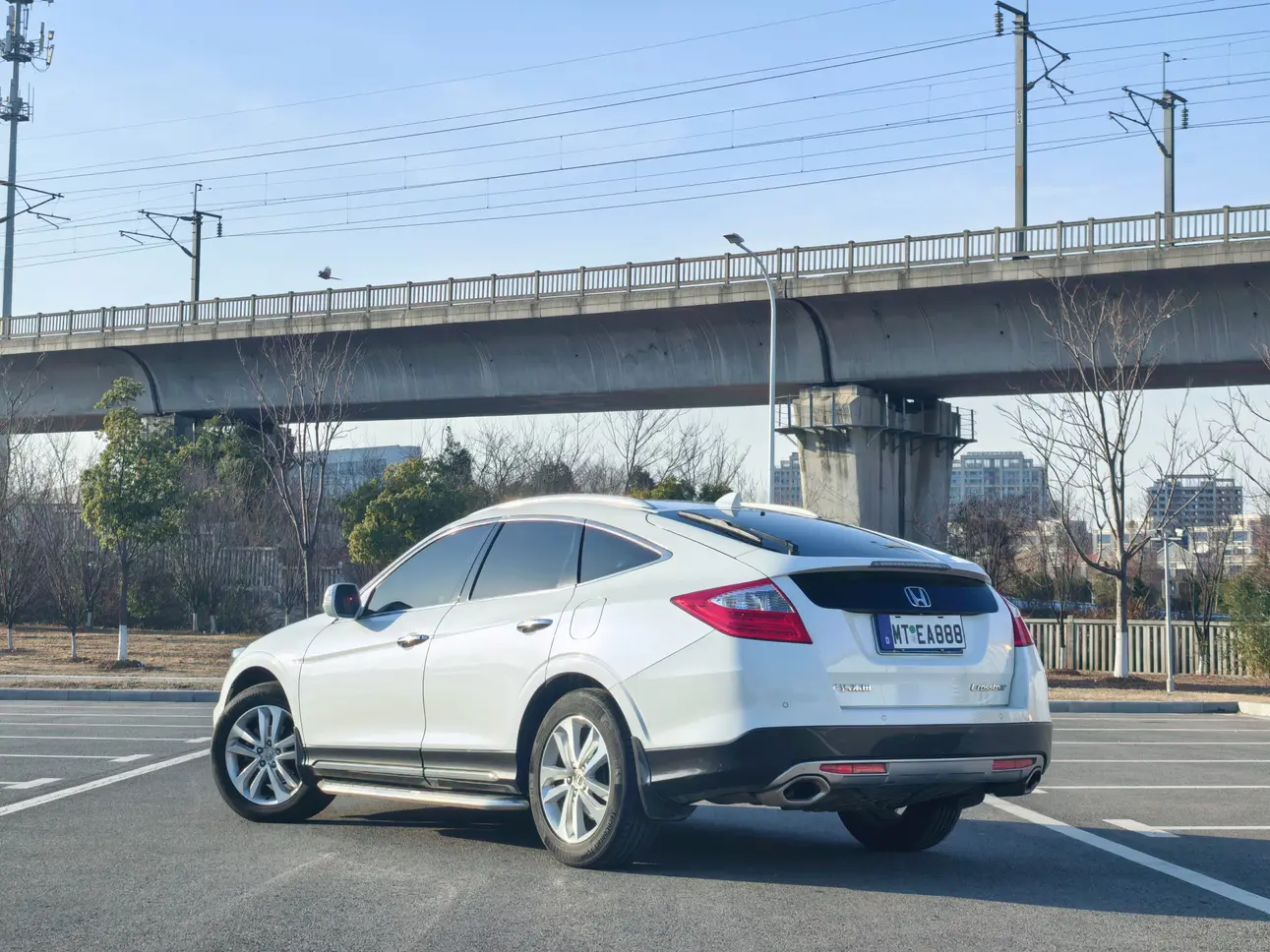 Honda Songs and poems  из Китая