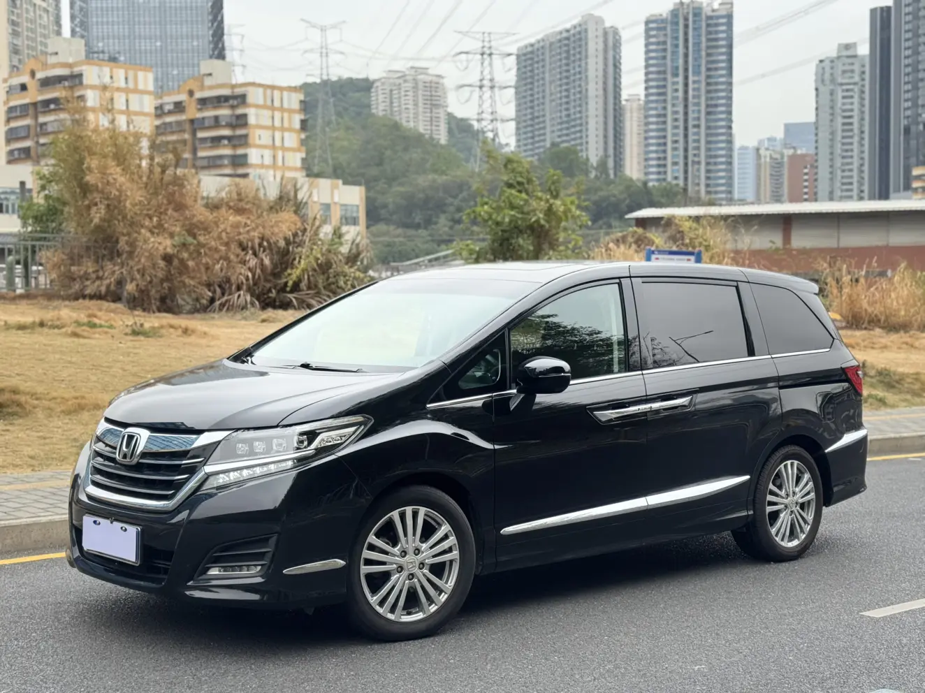 Honda Elysion (Alison)  из Китая