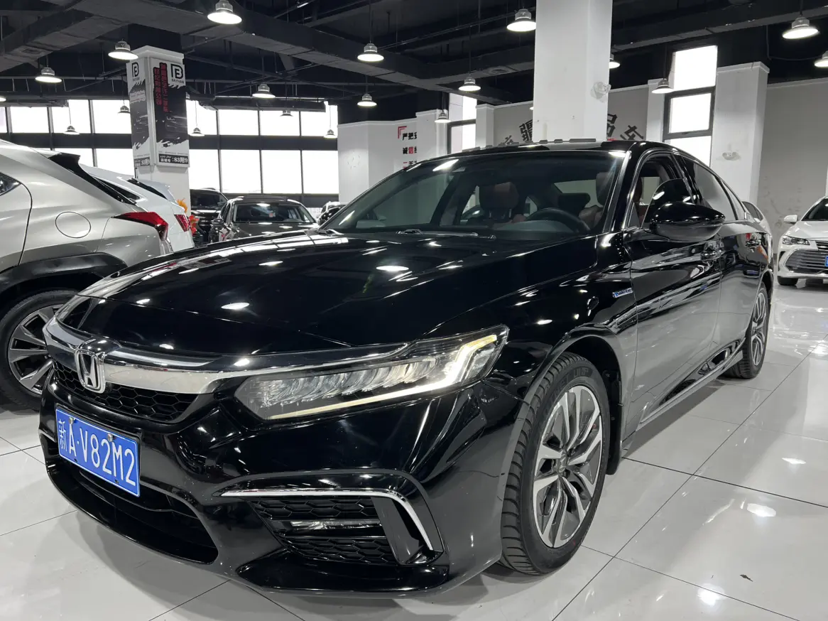 Honda Inspire (Yingshipai)  из Китая