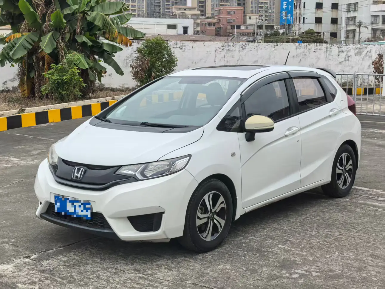 Honda Fit  из Китая