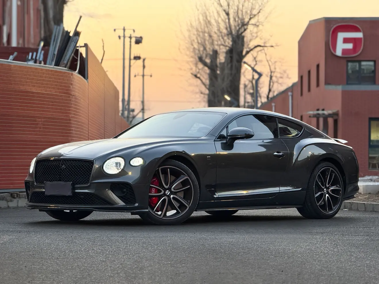Bentley Continental  из Китая
