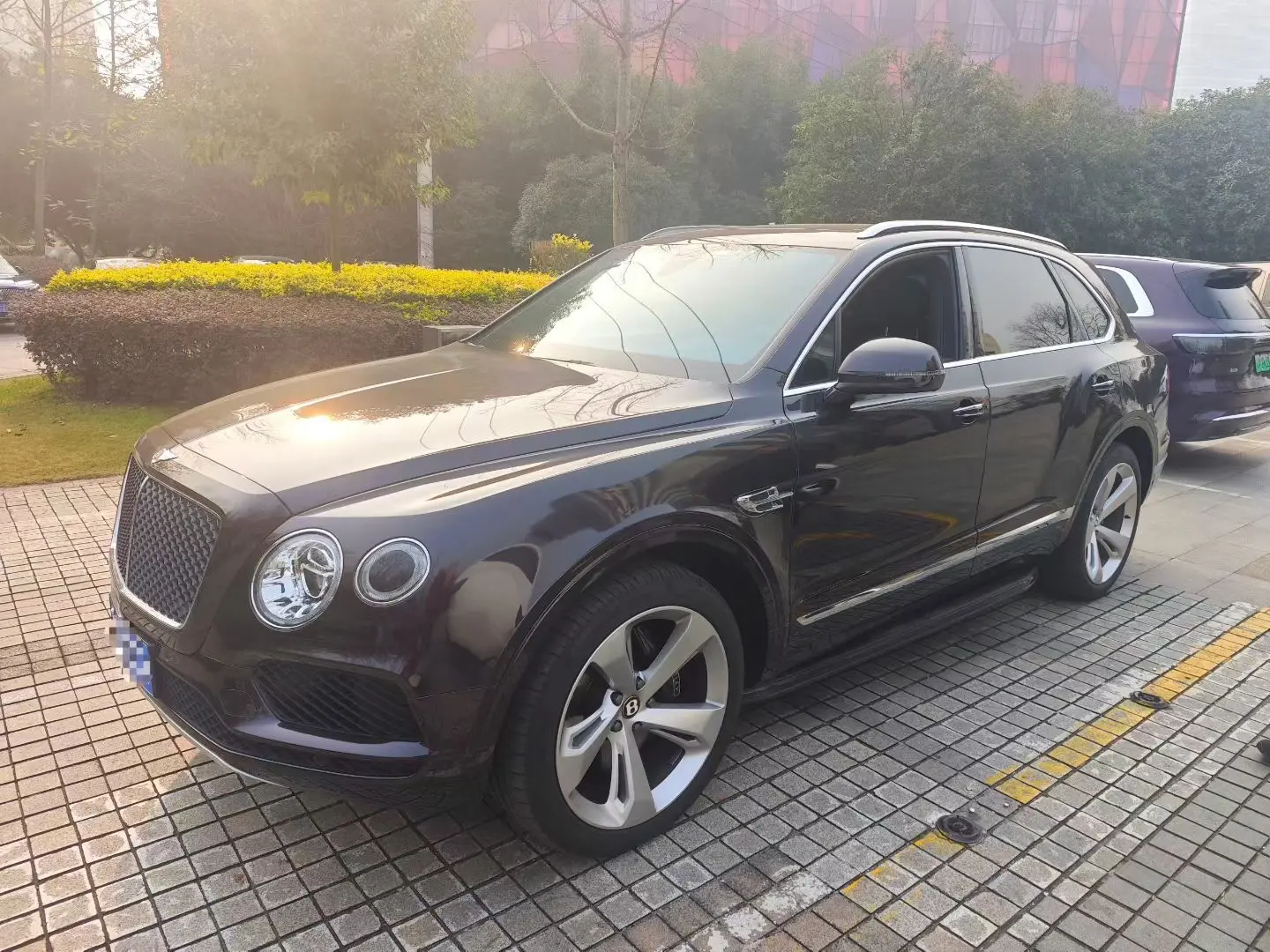 Bentley Bentayga  из Китая
