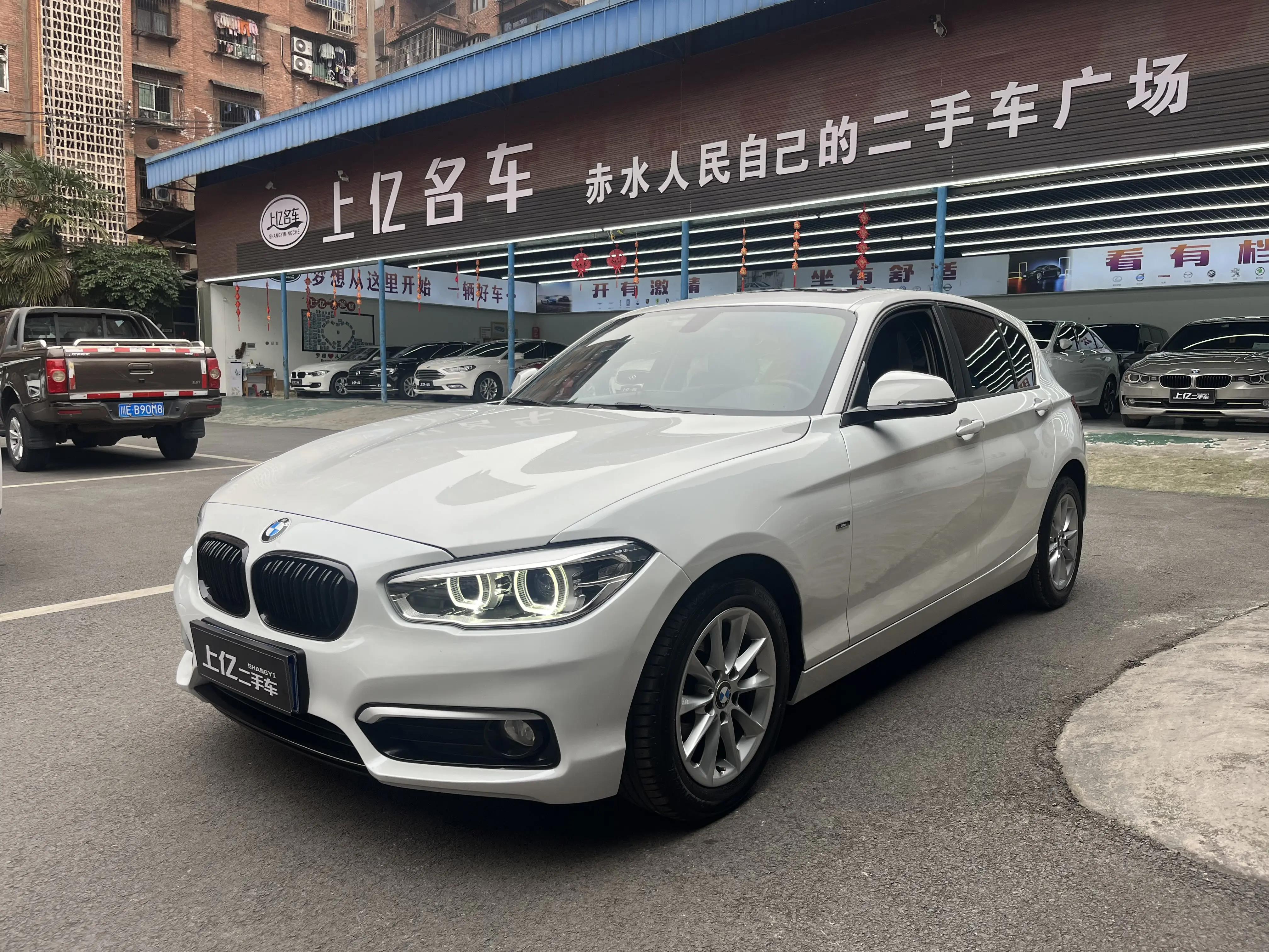 BMW 1 Series  из Китая