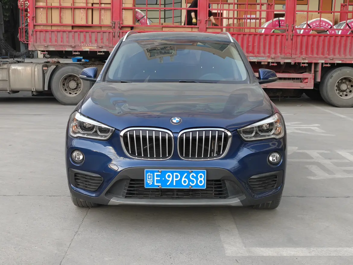 BMW X1  из Китая