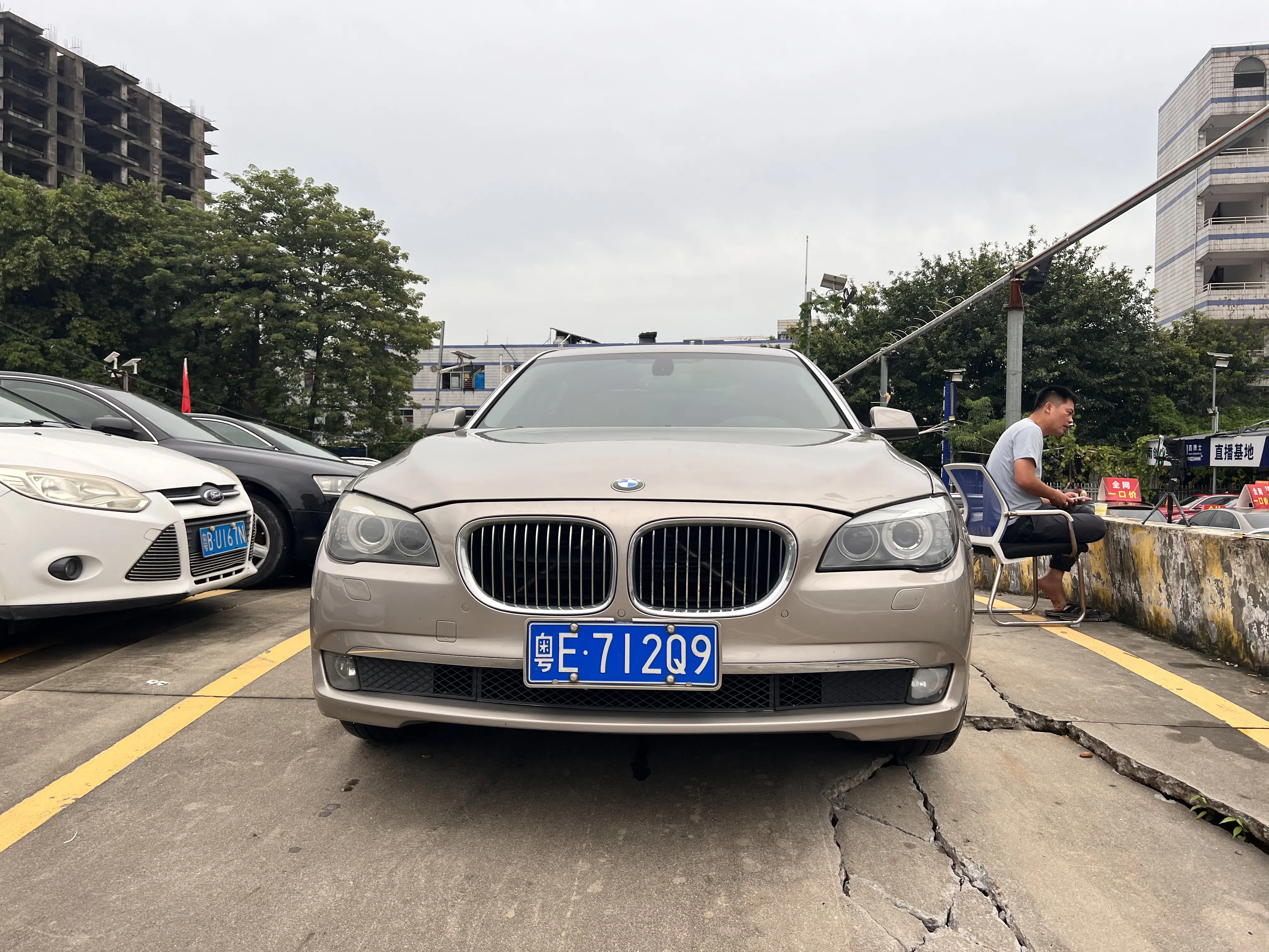 BMW 7 Series  из Китая